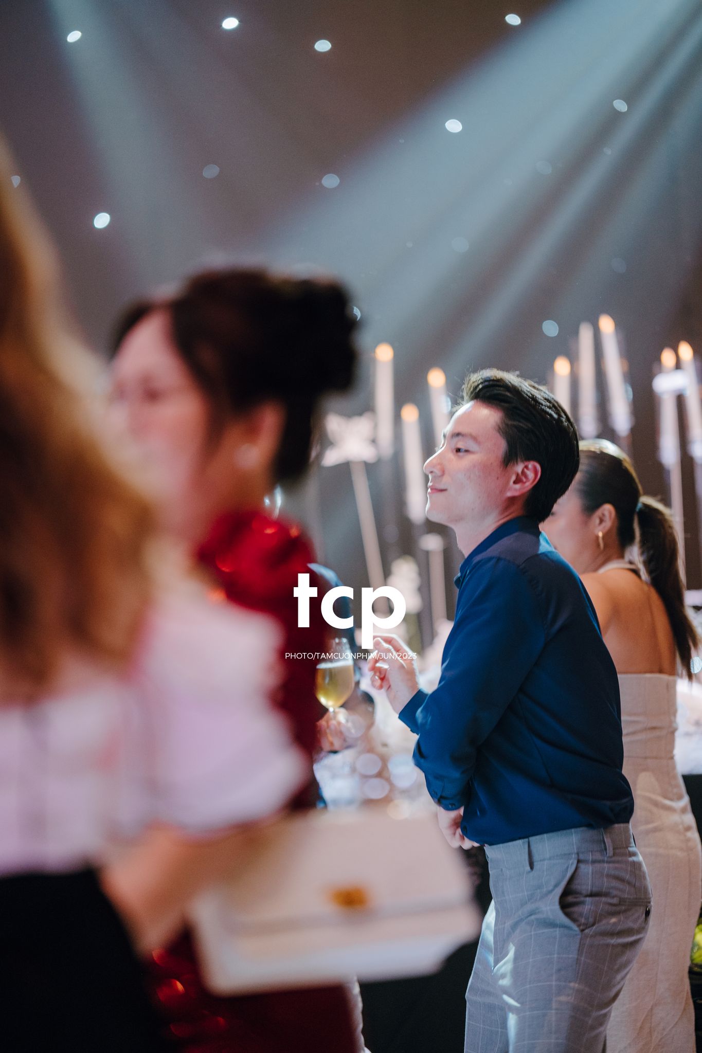 Tám Cuộn Phim - Khi cô dâu chú rể cũng là những "cây hài" chính hiệu!