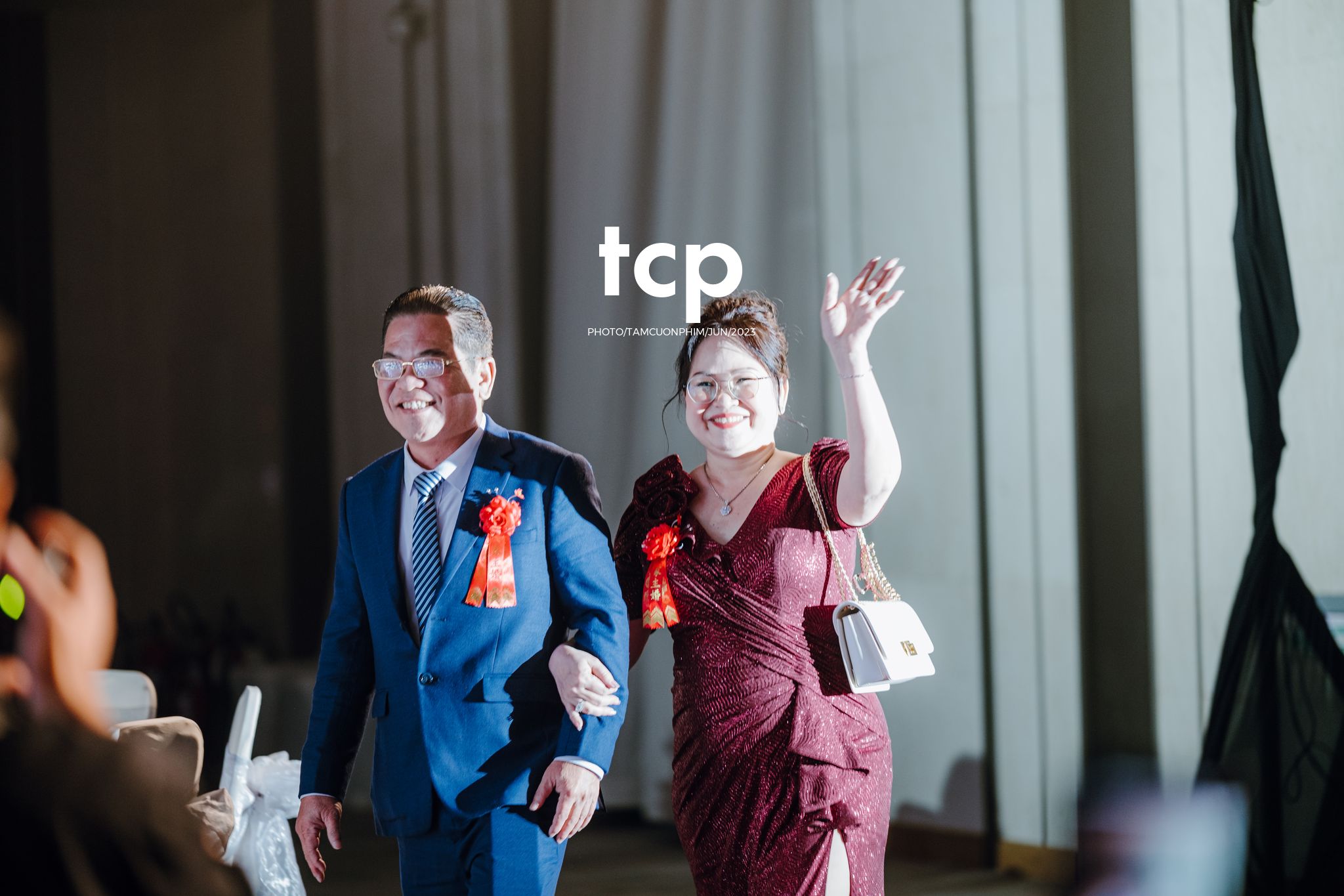 Tám Cuộn Phim - Khi cô dâu chú rể cũng là những "cây hài" chính hiệu!