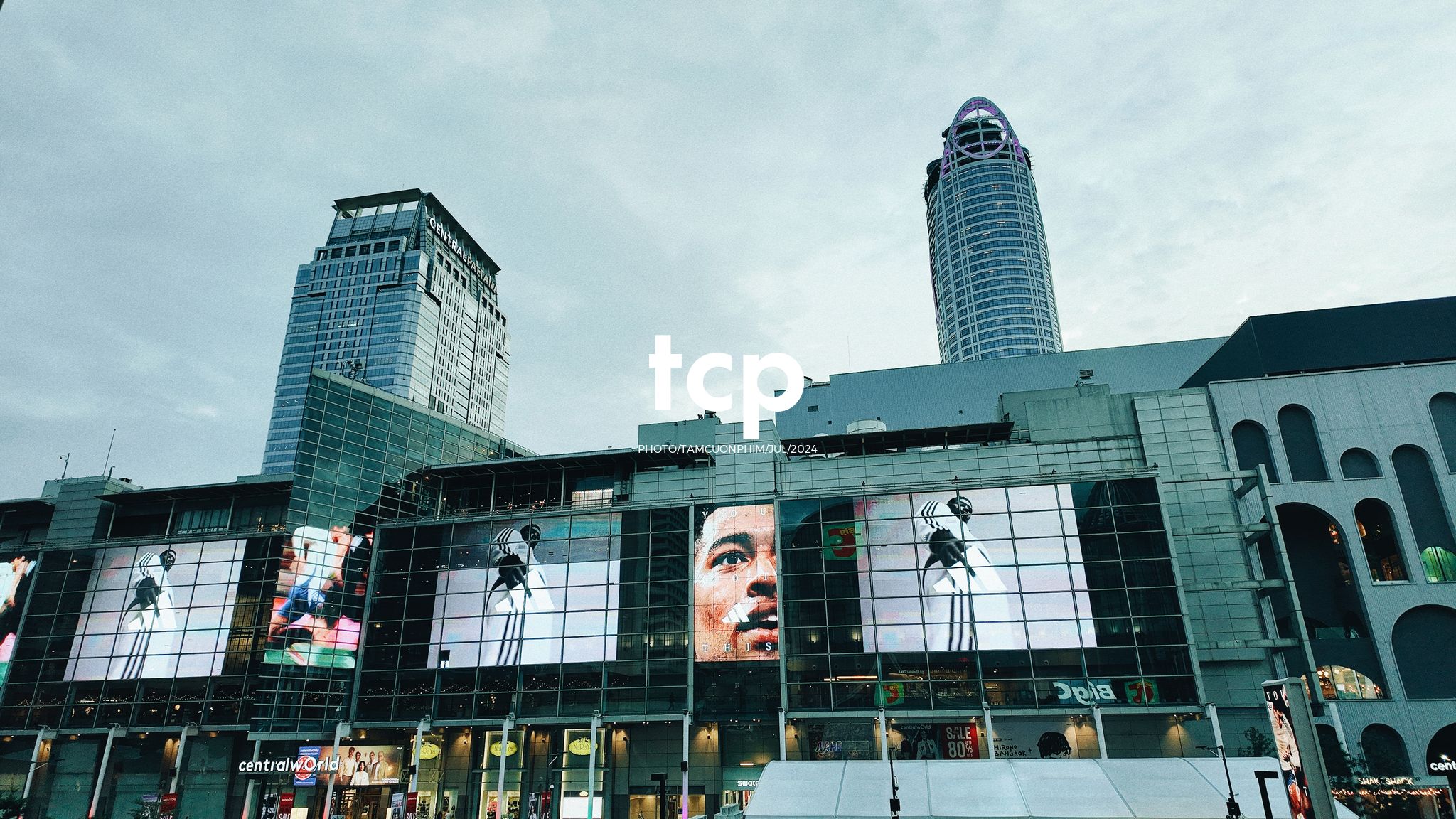 Tám Cuộn Phim - Chuyến tàu cuối cùng kịp giờ hẹn