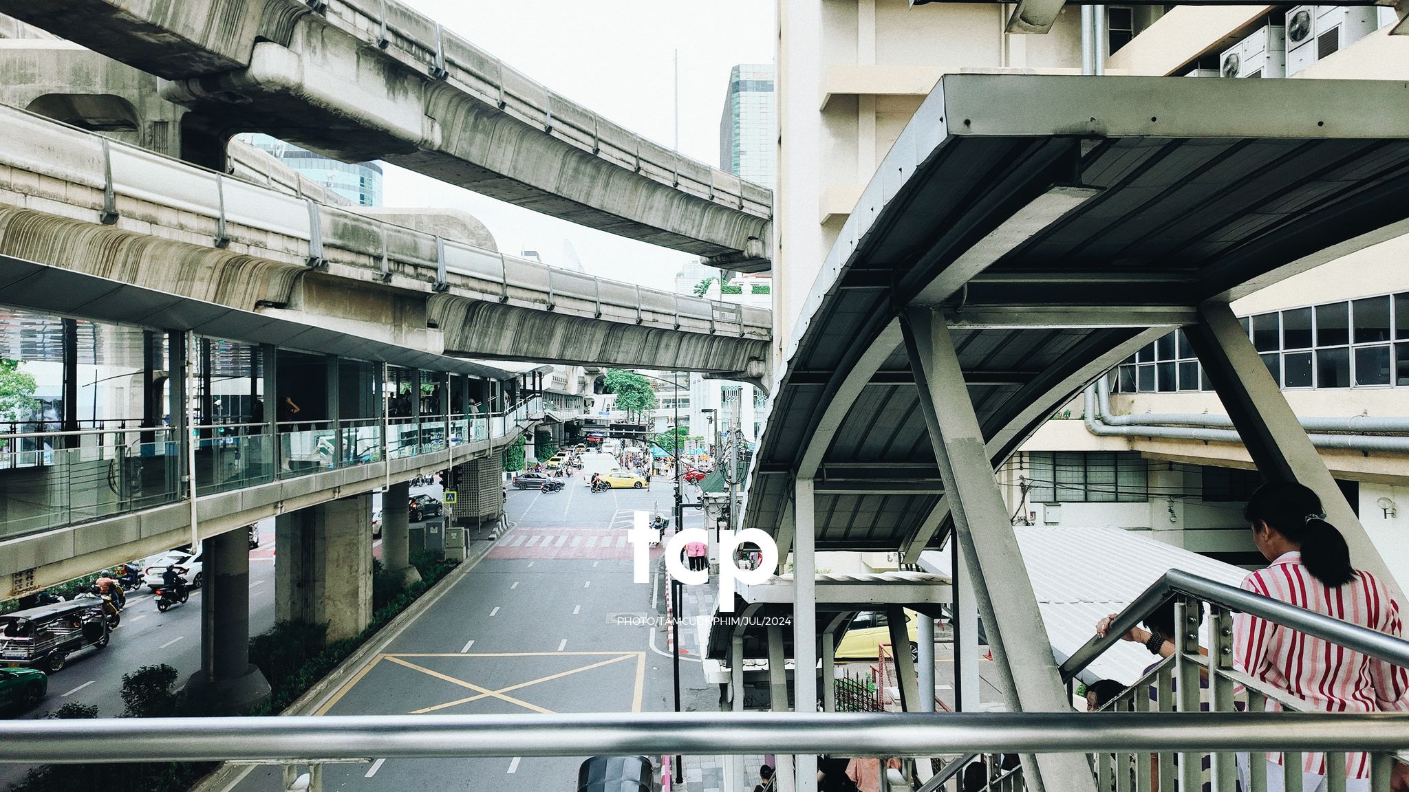 Tám Cuộn Phim - Chuyến tàu cuối cùng kịp giờ hẹn