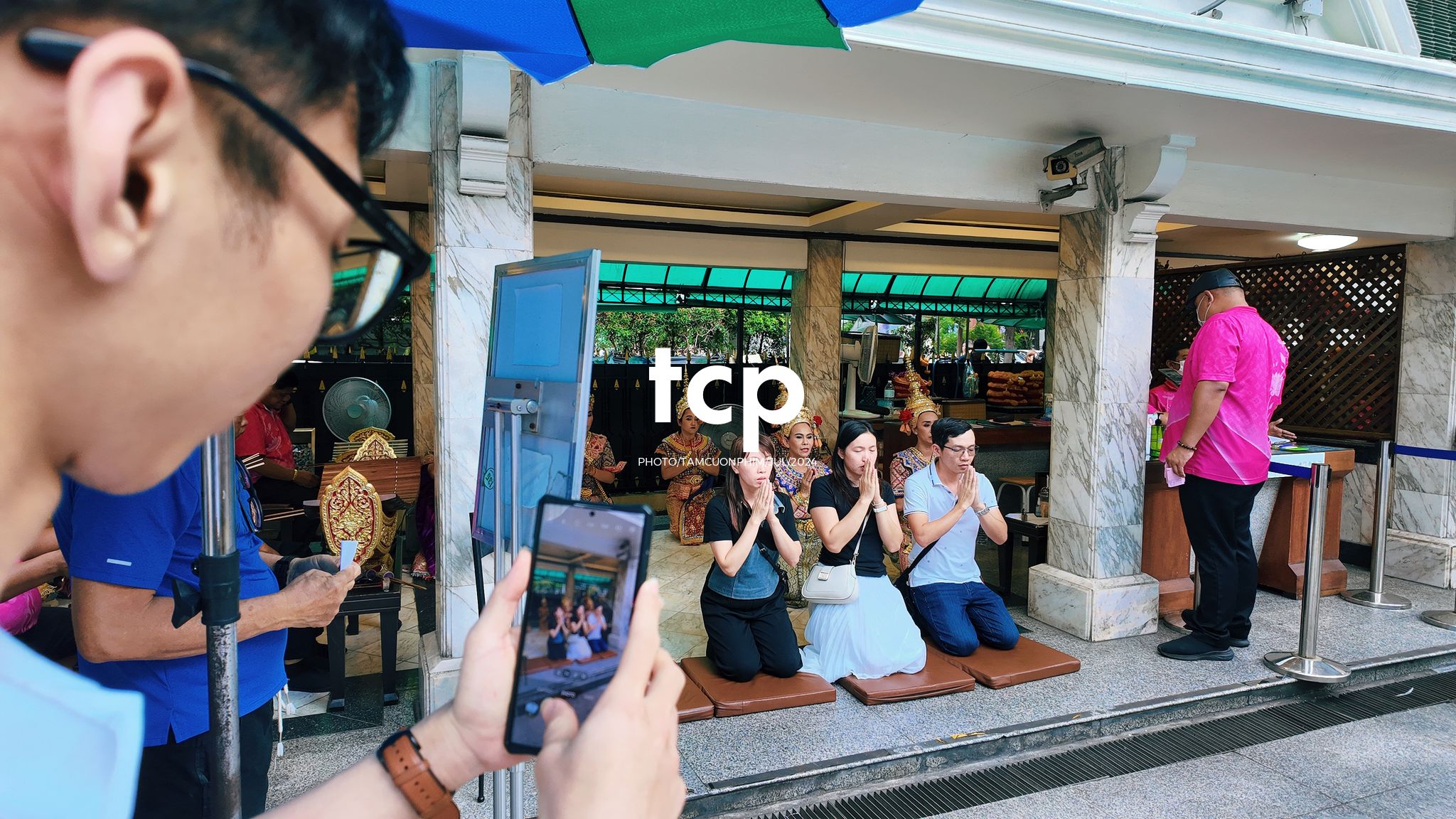 Tám Cuộn Phim - Chuyến tàu cuối cùng kịp giờ hẹn