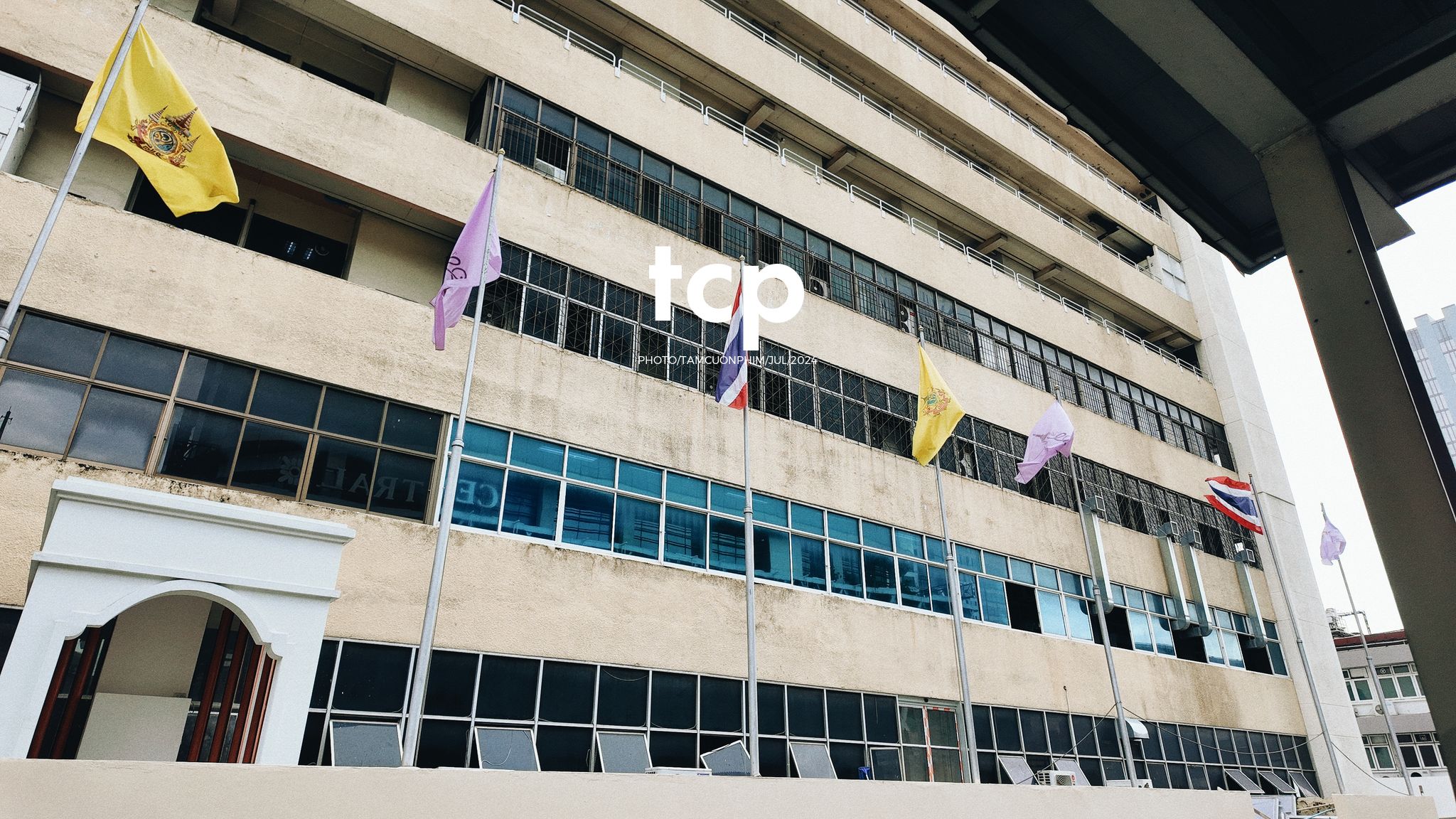 Tám Cuộn Phim - Chuyến tàu cuối cùng kịp giờ hẹn