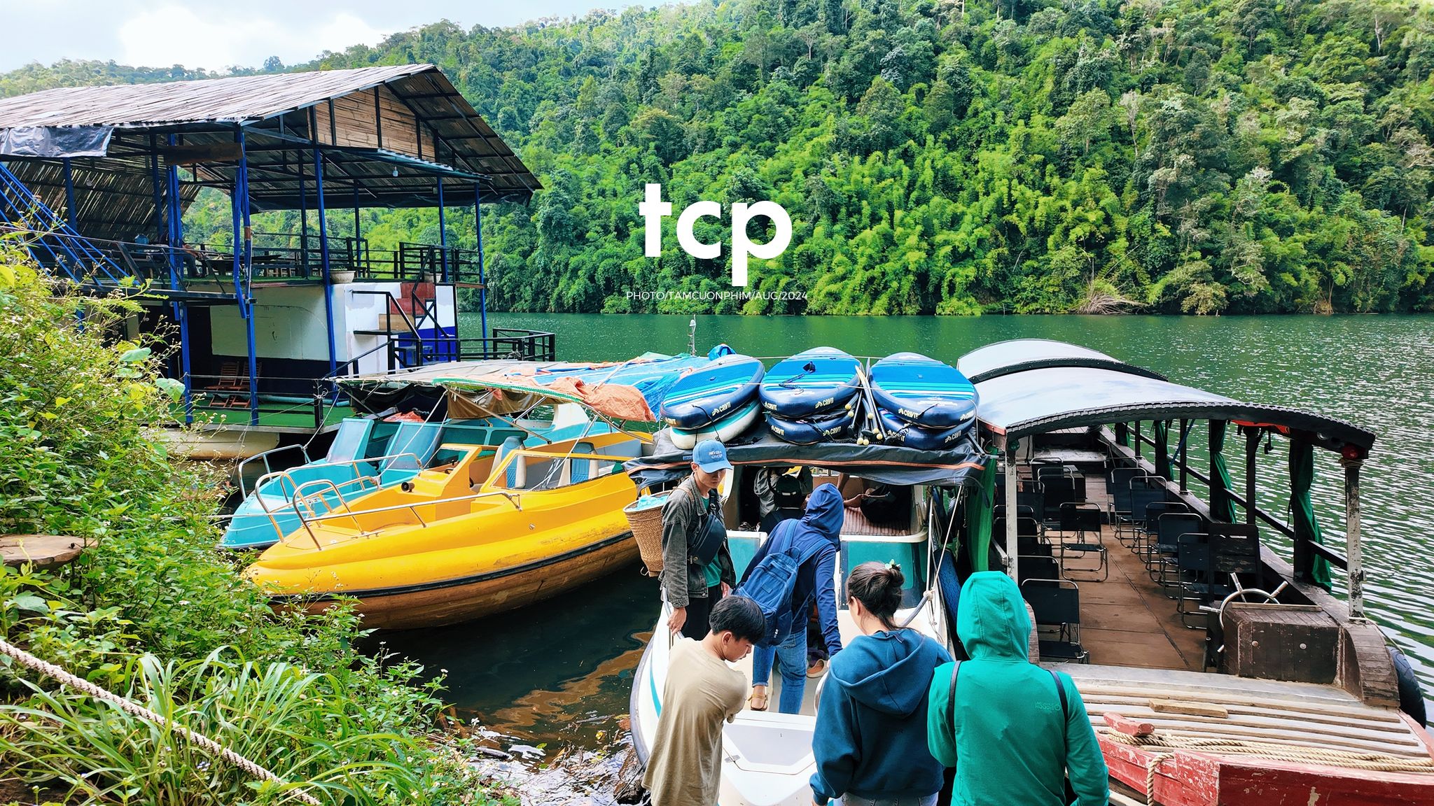 Tám Cuộn Phim - Nhịp Điệu Xanh Trên Vùng Cao Nguyên