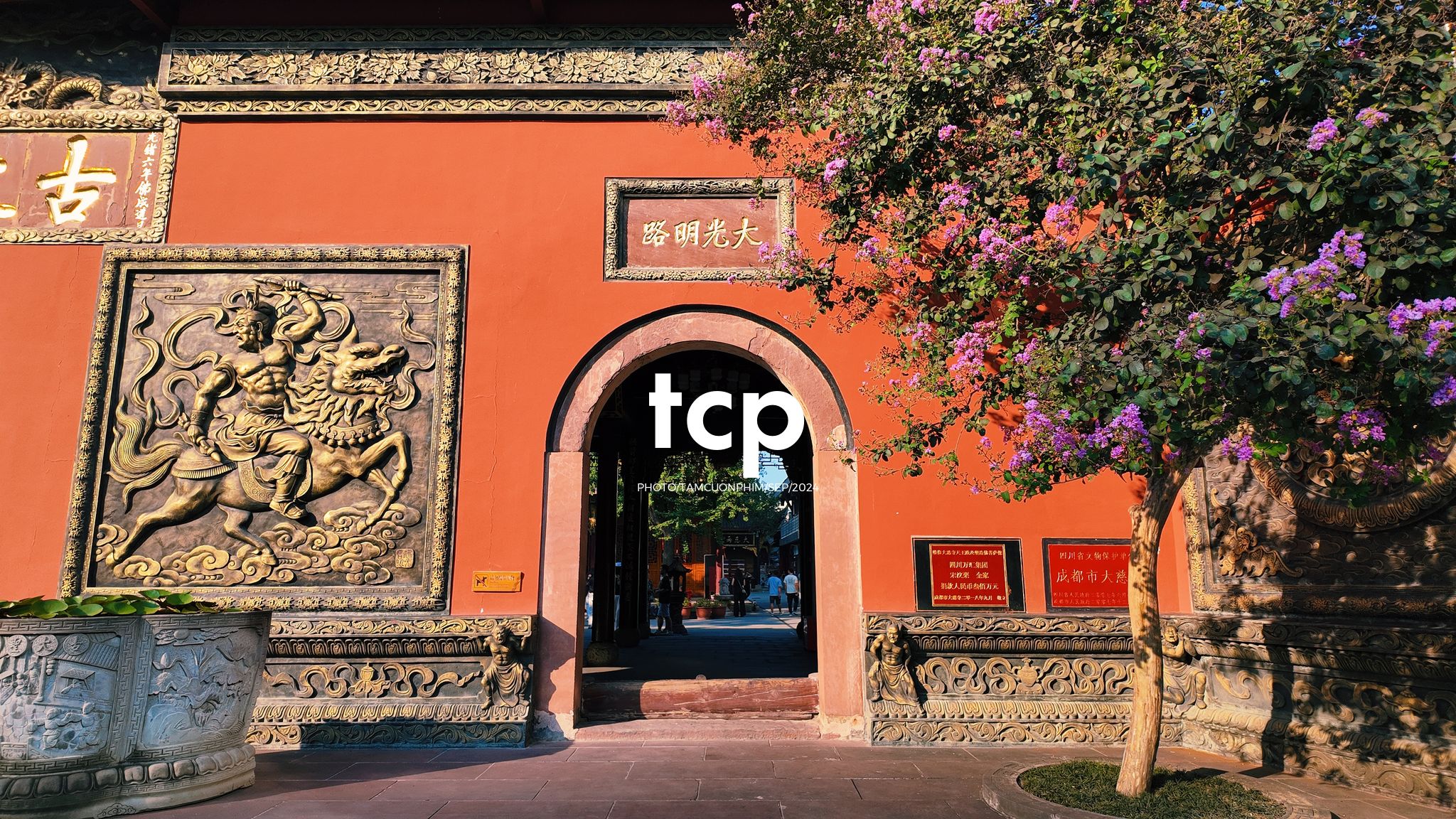 Tám Cuộn Phim - Những khoảnh khắc giao thoa giữa truyền thống và hiện đại