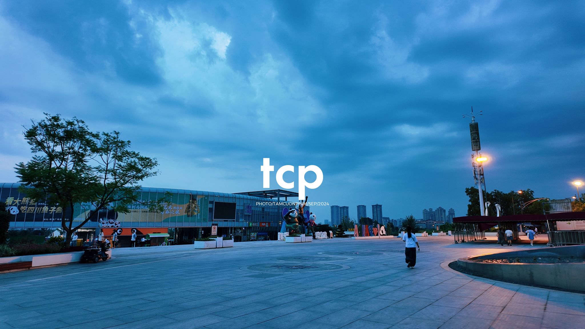 Tám Cuộn Phim - Những khoảnh khắc giao thoa giữa truyền thống và hiện đại