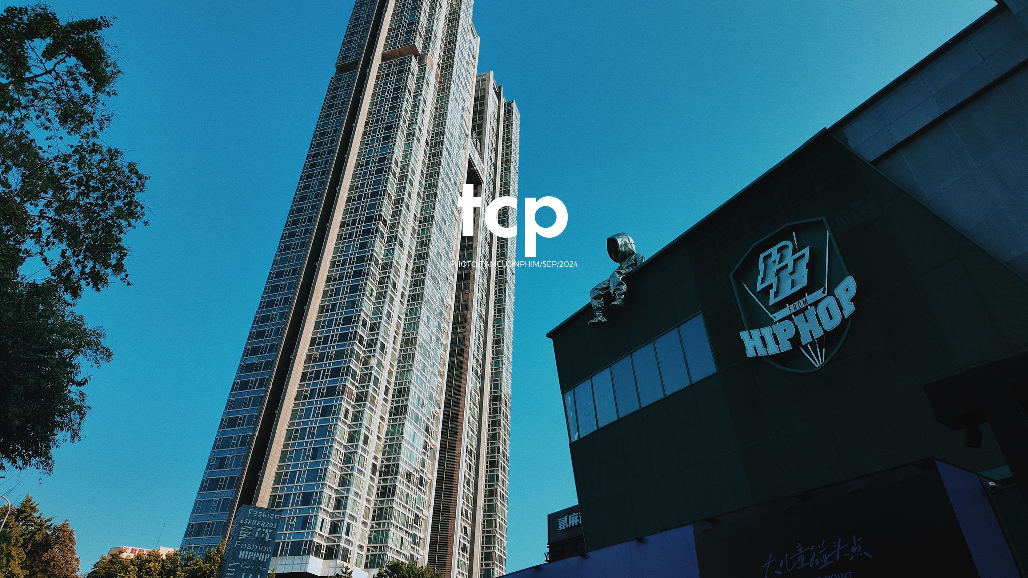 Tám Cuộn Phim - Những khoảnh khắc giao thoa giữa truyền thống và hiện đại