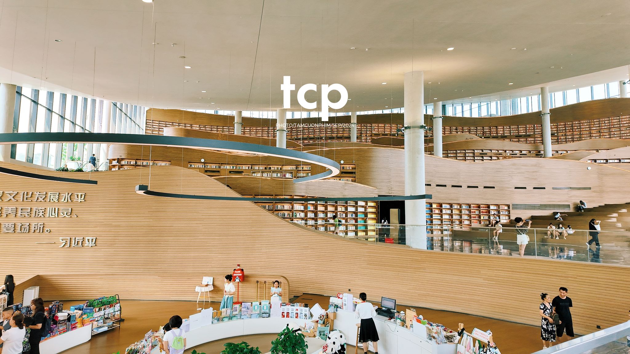 Tám Cuộn Phim - Những nhịp sống nhẹ nhàng nơi xứ sở gấu trúc