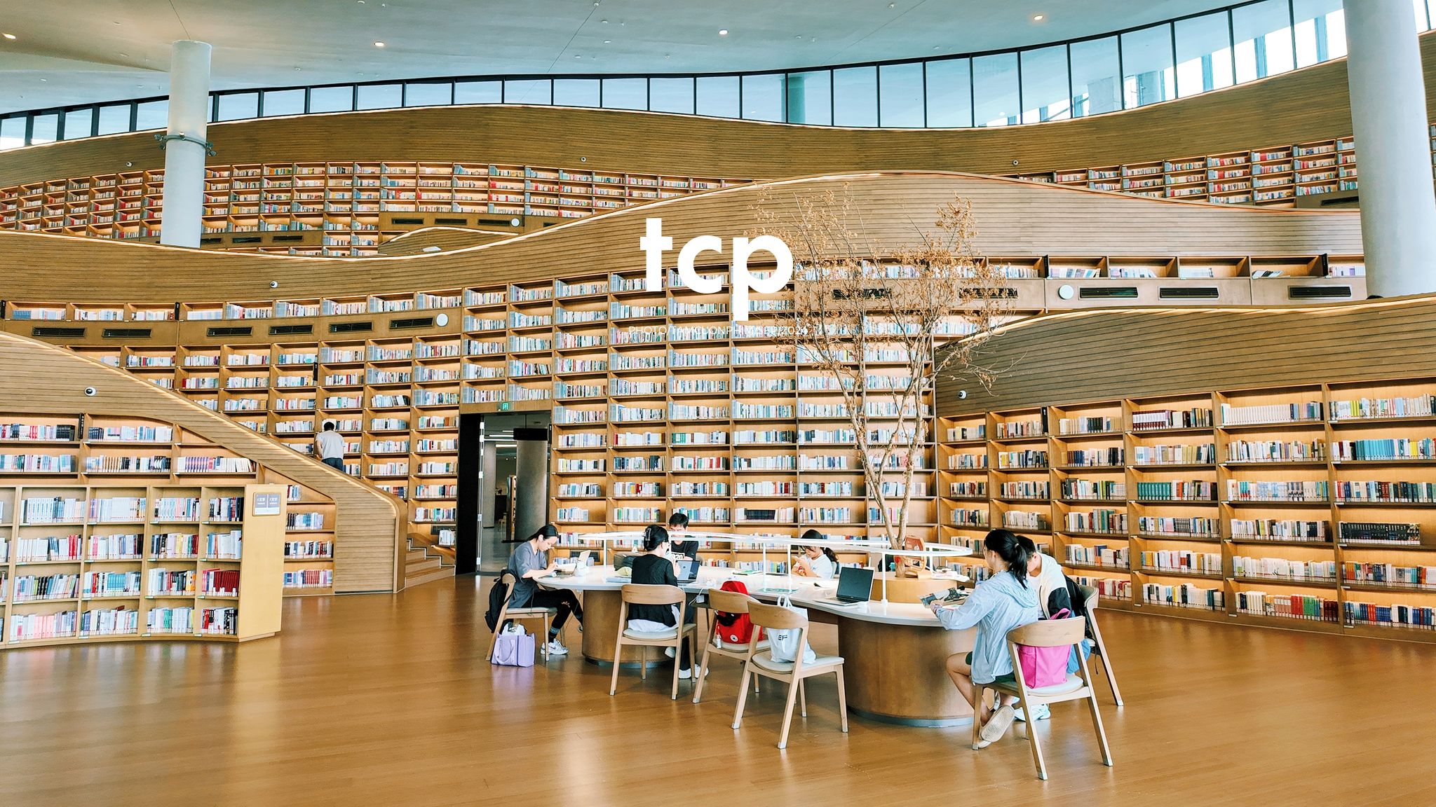 Tám Cuộn Phim - Những nhịp sống nhẹ nhàng nơi xứ sở gấu trúc