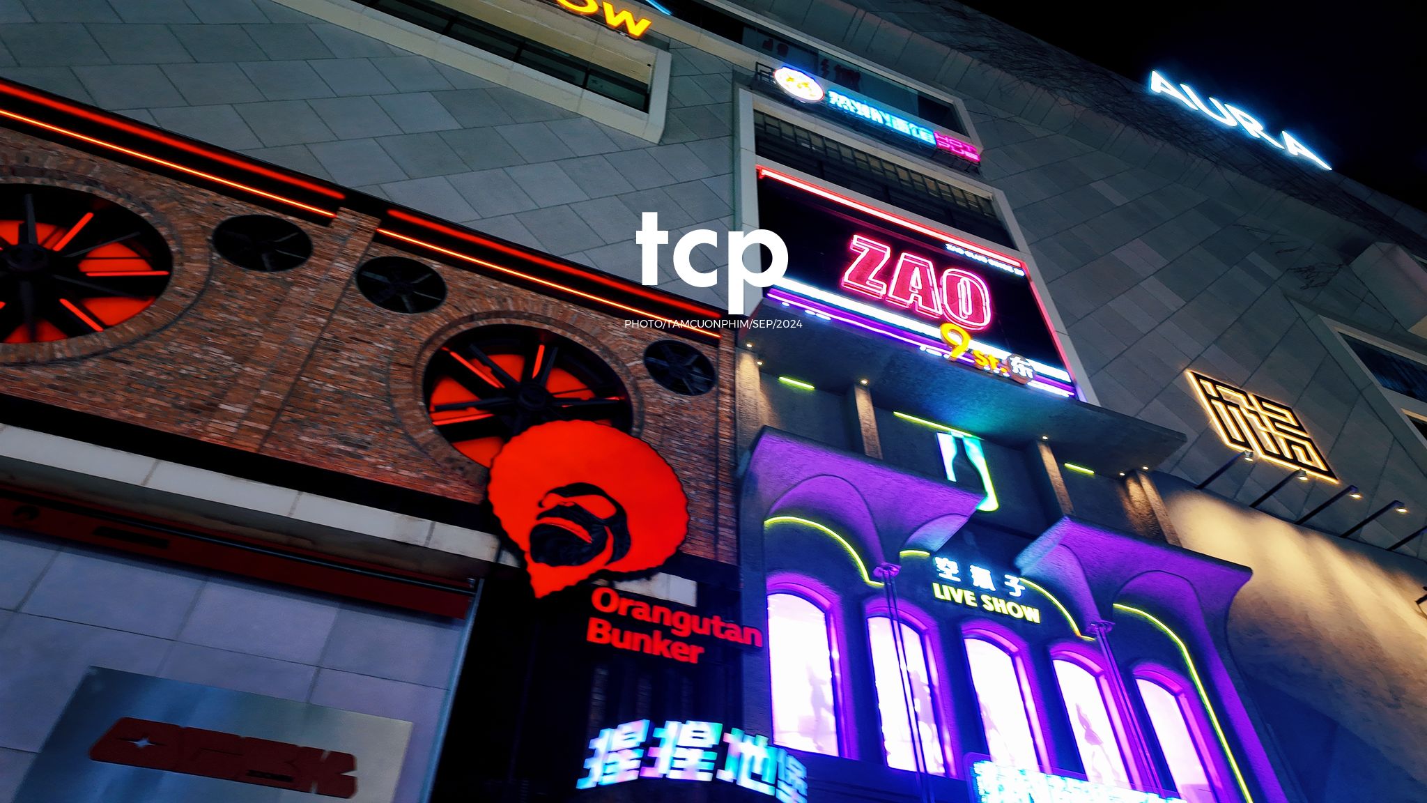 Tám Cuộn Phim - Ai mà chẳng mê mẩn những chuyến đi chơi đêm quên lối về chứ?