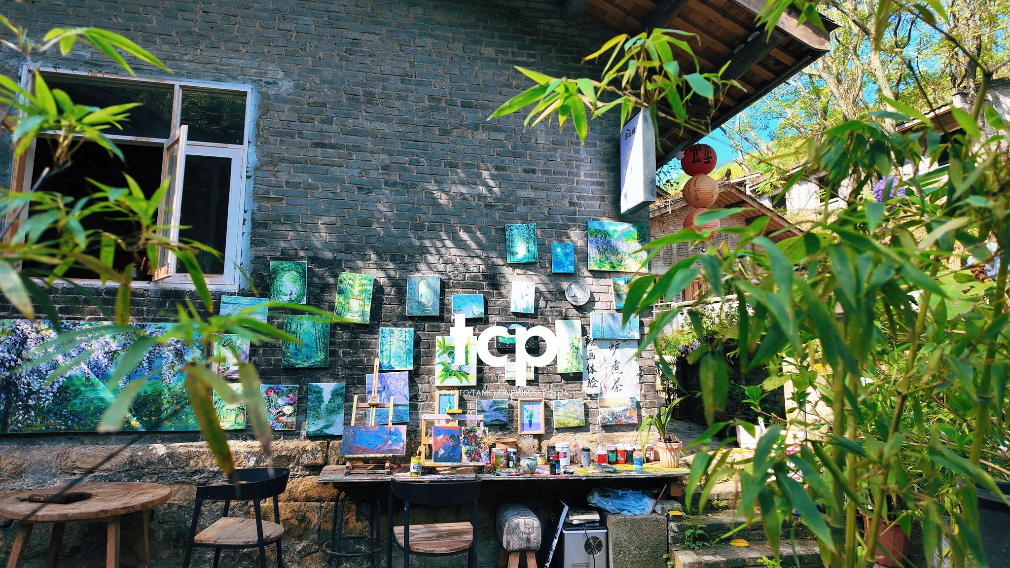 Tám Cuộn Phim - Có bao giờ bạn muốn bỏ lại phố thị để tìm một góc nhỏ bình yên như thế này chưa?