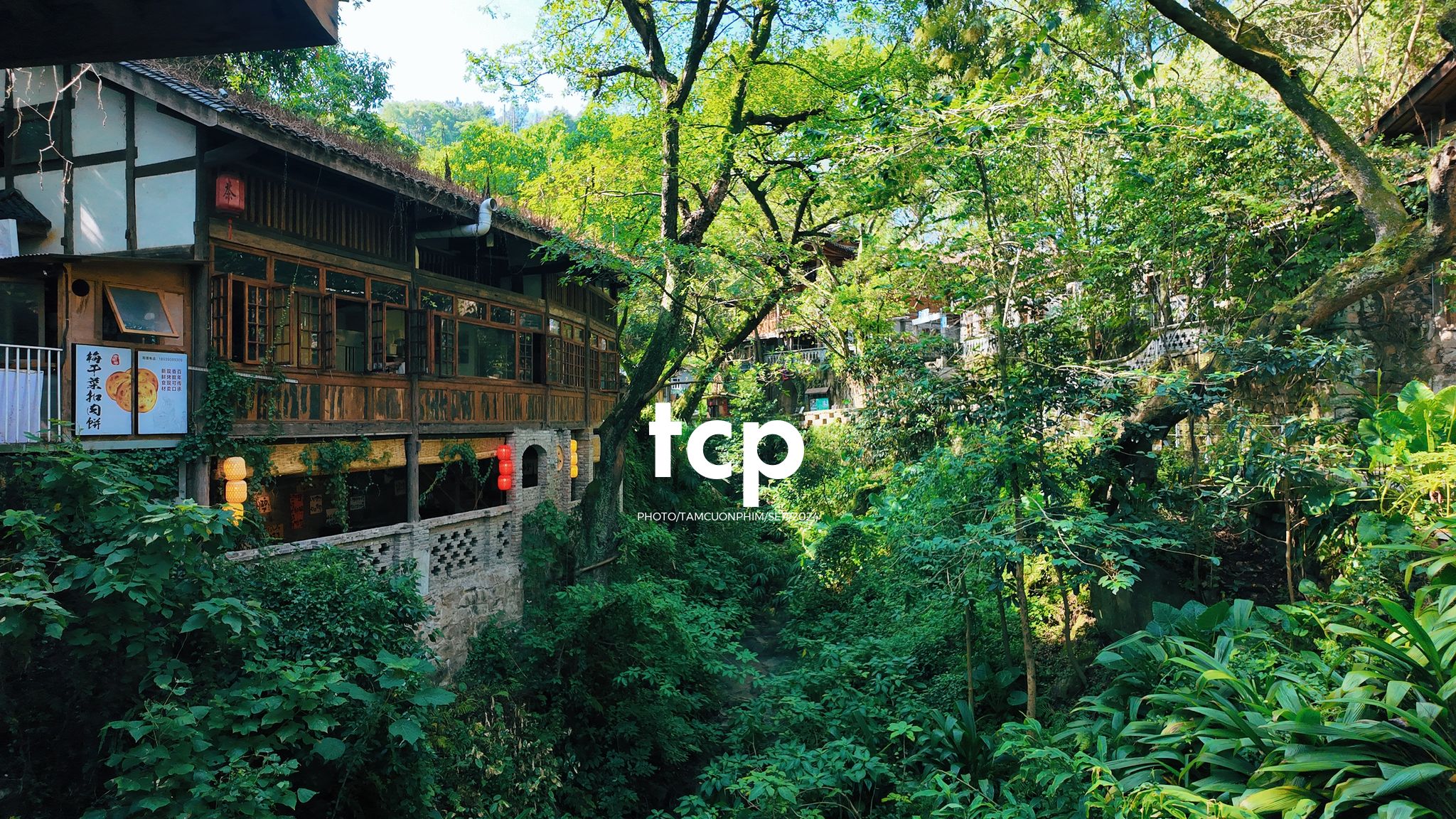 Tám Cuộn Phim - Có bao giờ bạn muốn bỏ lại phố thị để tìm một góc nhỏ bình yên như thế này chưa?