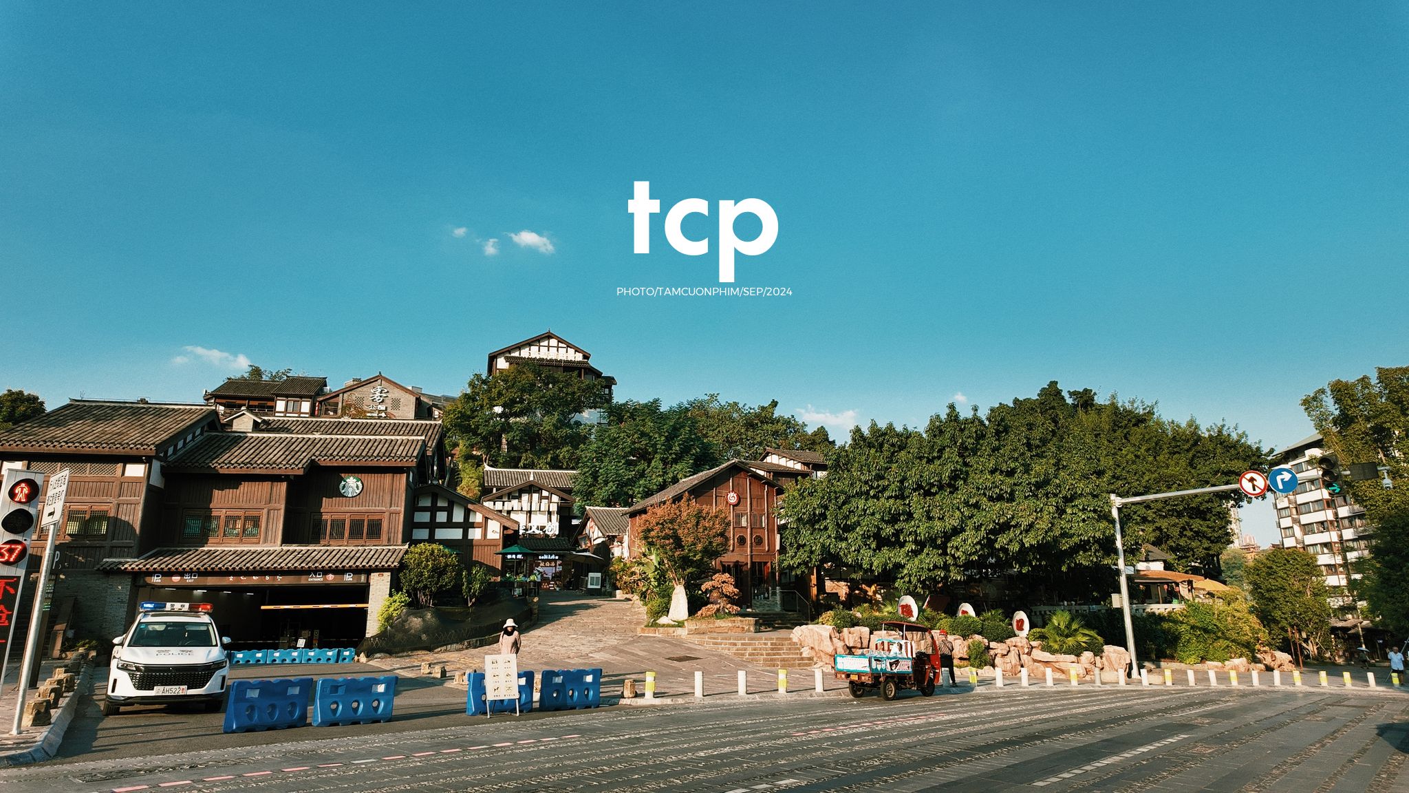 Tám Cuộn Phim - Có ai thấy nhớ những chuyến đi lang thang dọc phố phường không?