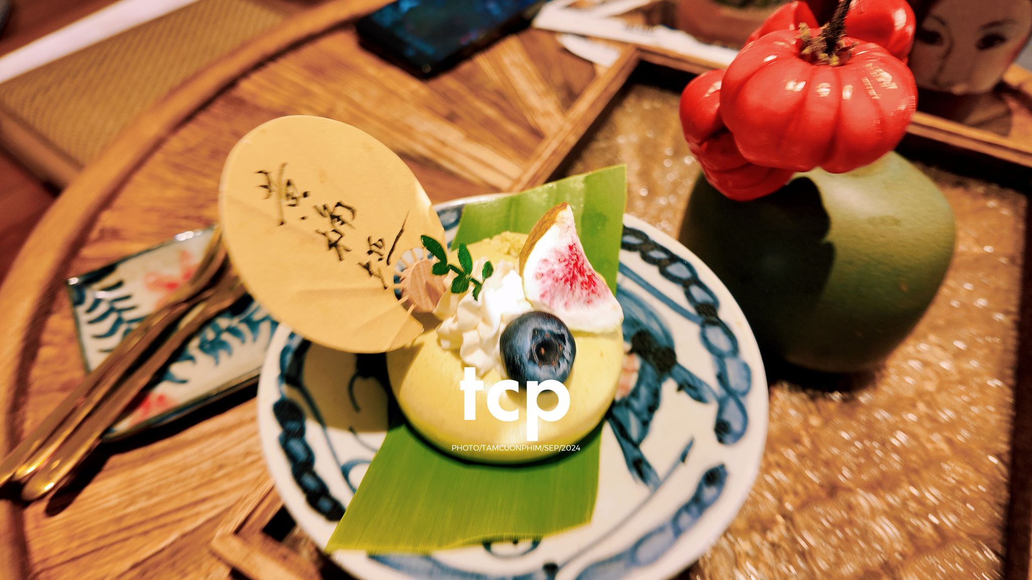 Tám Cuộn Phim - Lần đầu ghé quán đúng lúc nắng đẹp