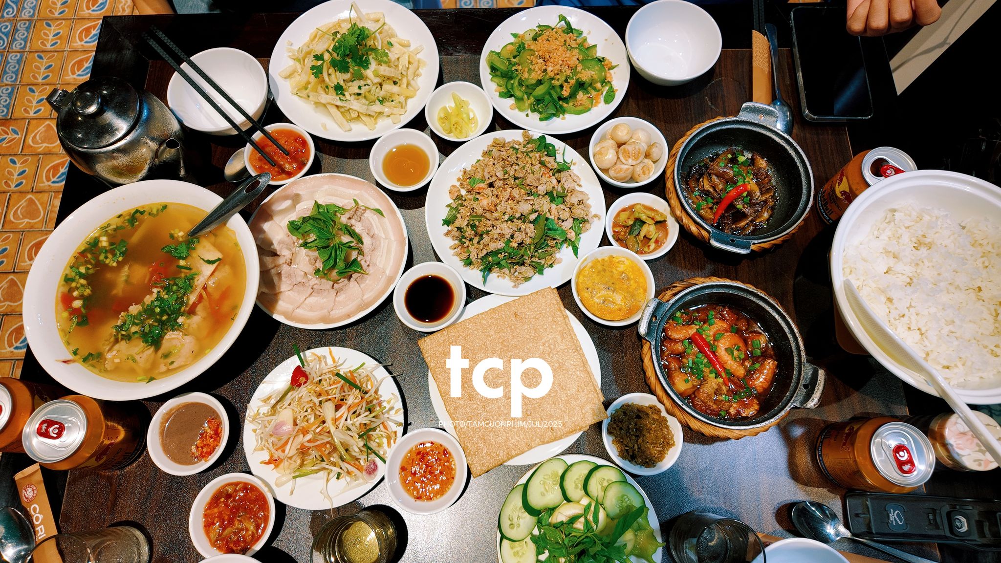 Tám Cuộn Phim - Chuyến tàu rời ga sớm