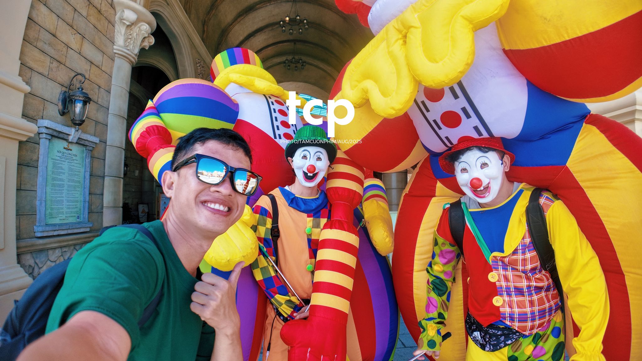 Tám Cuộn Phim - Chuyến đi "hết nước chấm" tại thiên đường biển xanh