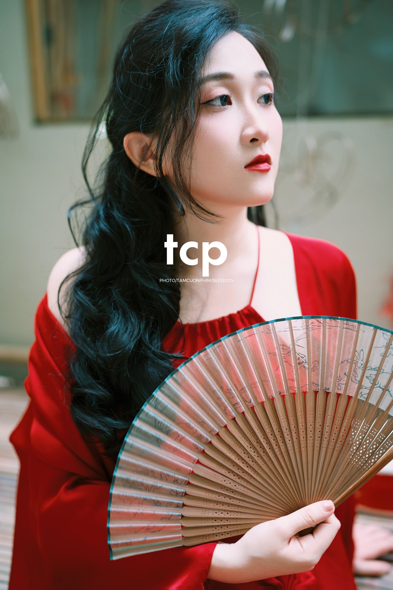 Tám Cuộn Phim - Có ai còn nhớ cái cảm giác xách đèn lồng đi chơi đêm trăng tròn không?