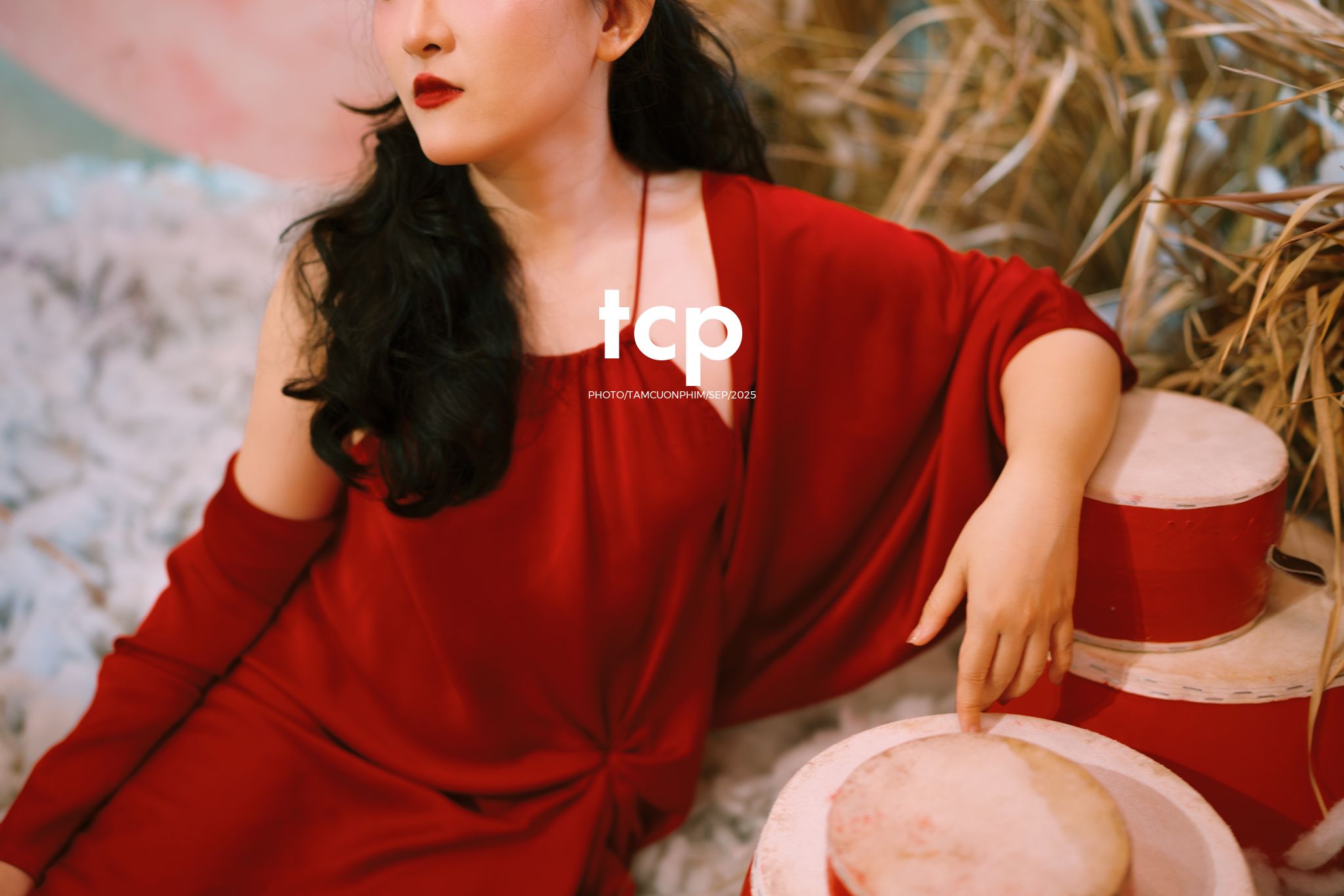 Tám Cuộn Phim - Có ai còn nhớ cái cảm giác xách đèn lồng đi chơi đêm trăng tròn không?