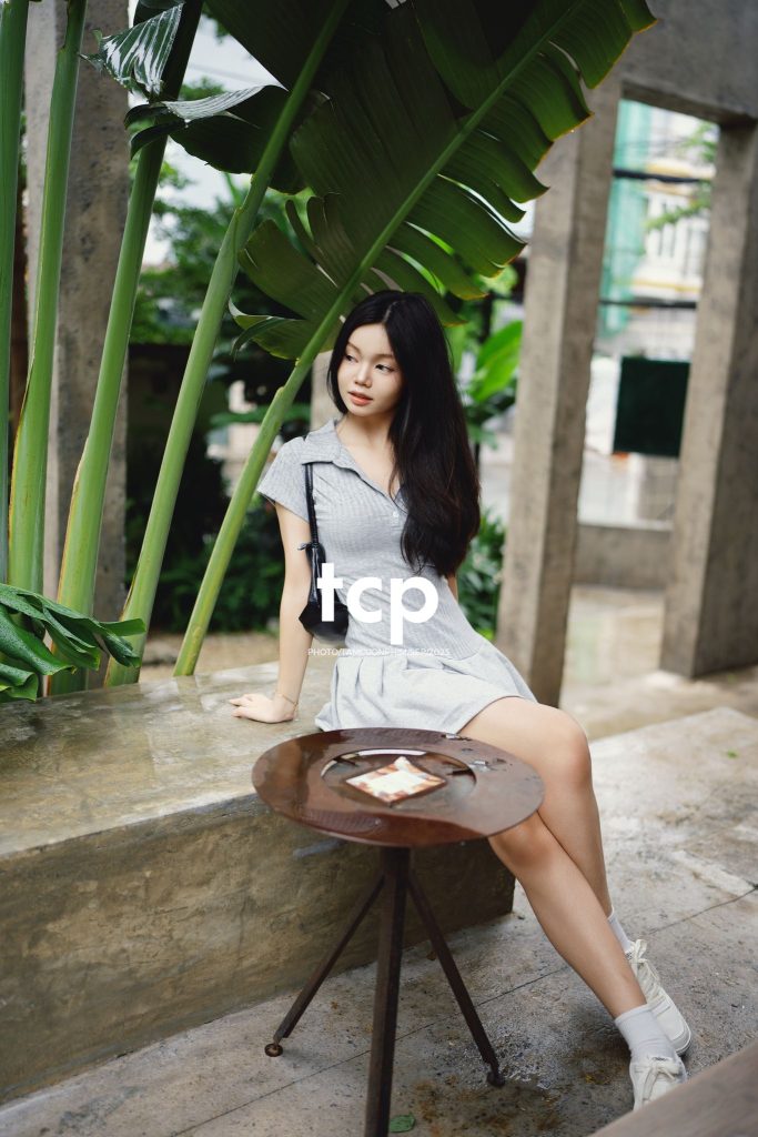 Tám Cuộn Phim - Cốc cà phê vẫn còn bốc khói