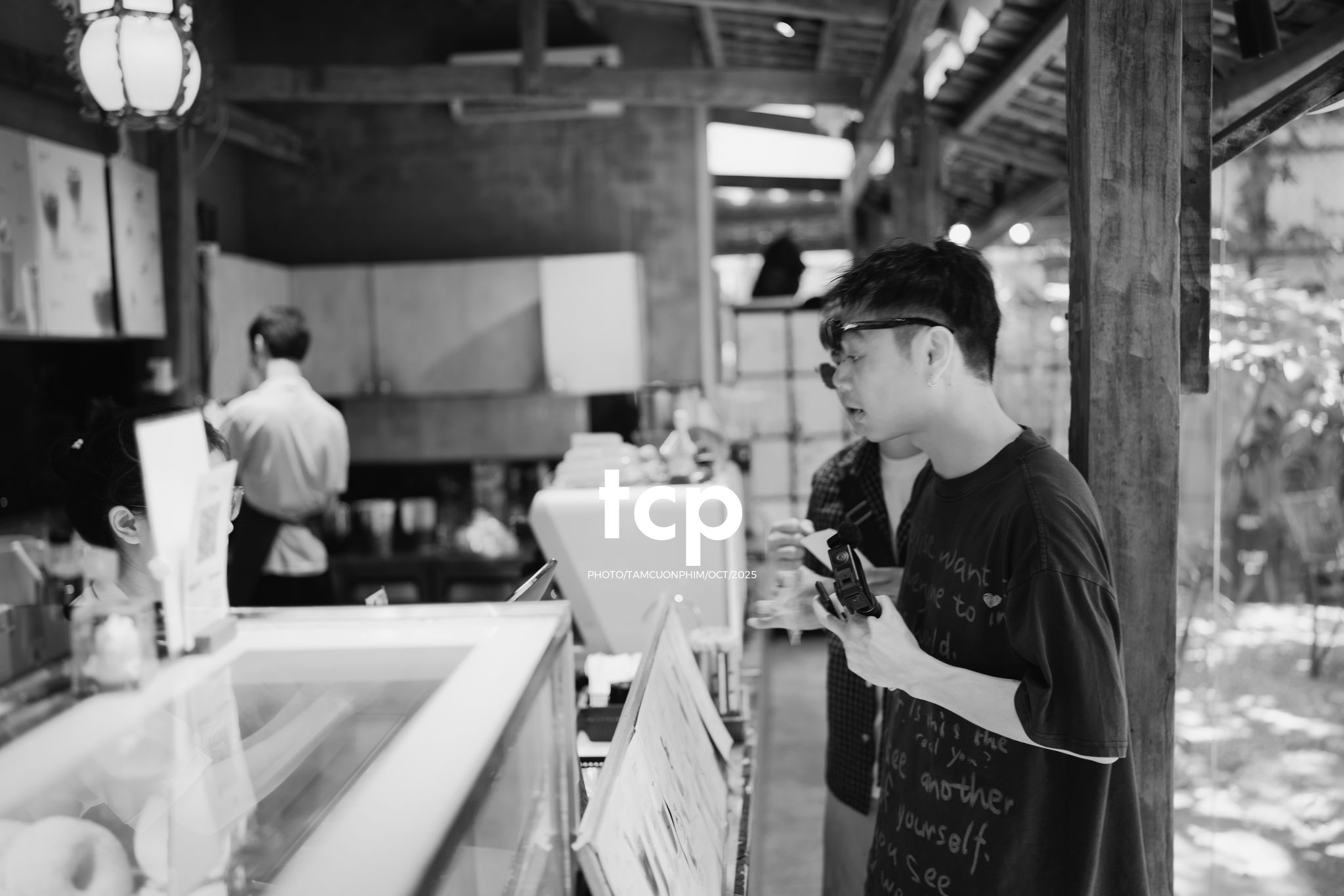 Tám Cuộn Phim - Hành trình kết nối những tâm hồn đồng điệu