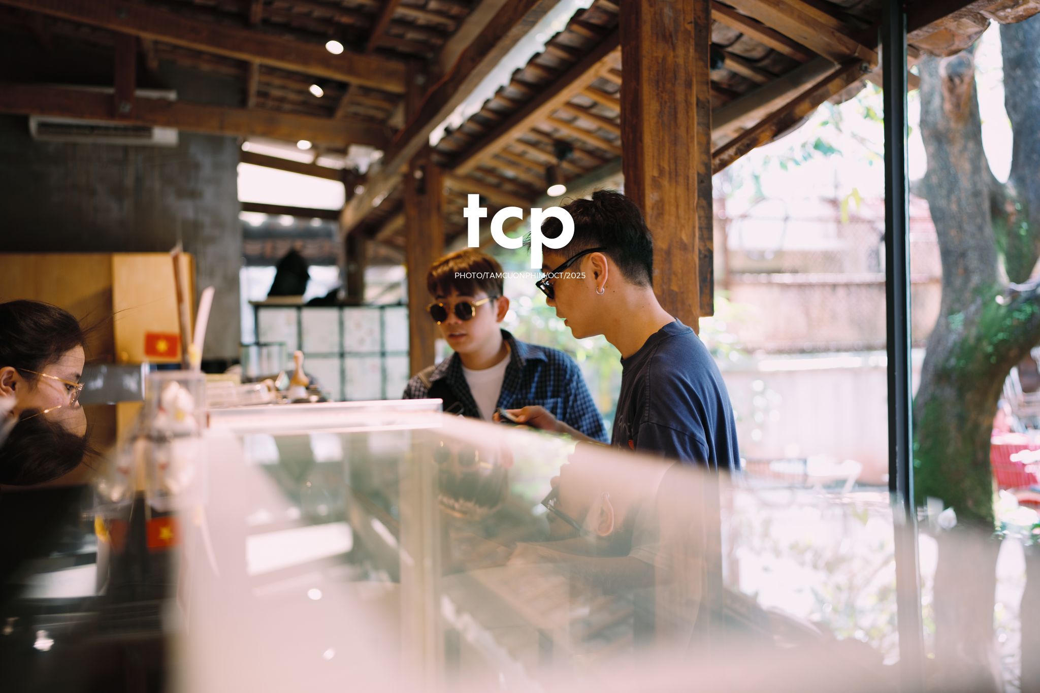 Tám Cuộn Phim - Hành trình kết nối những tâm hồn đồng điệu