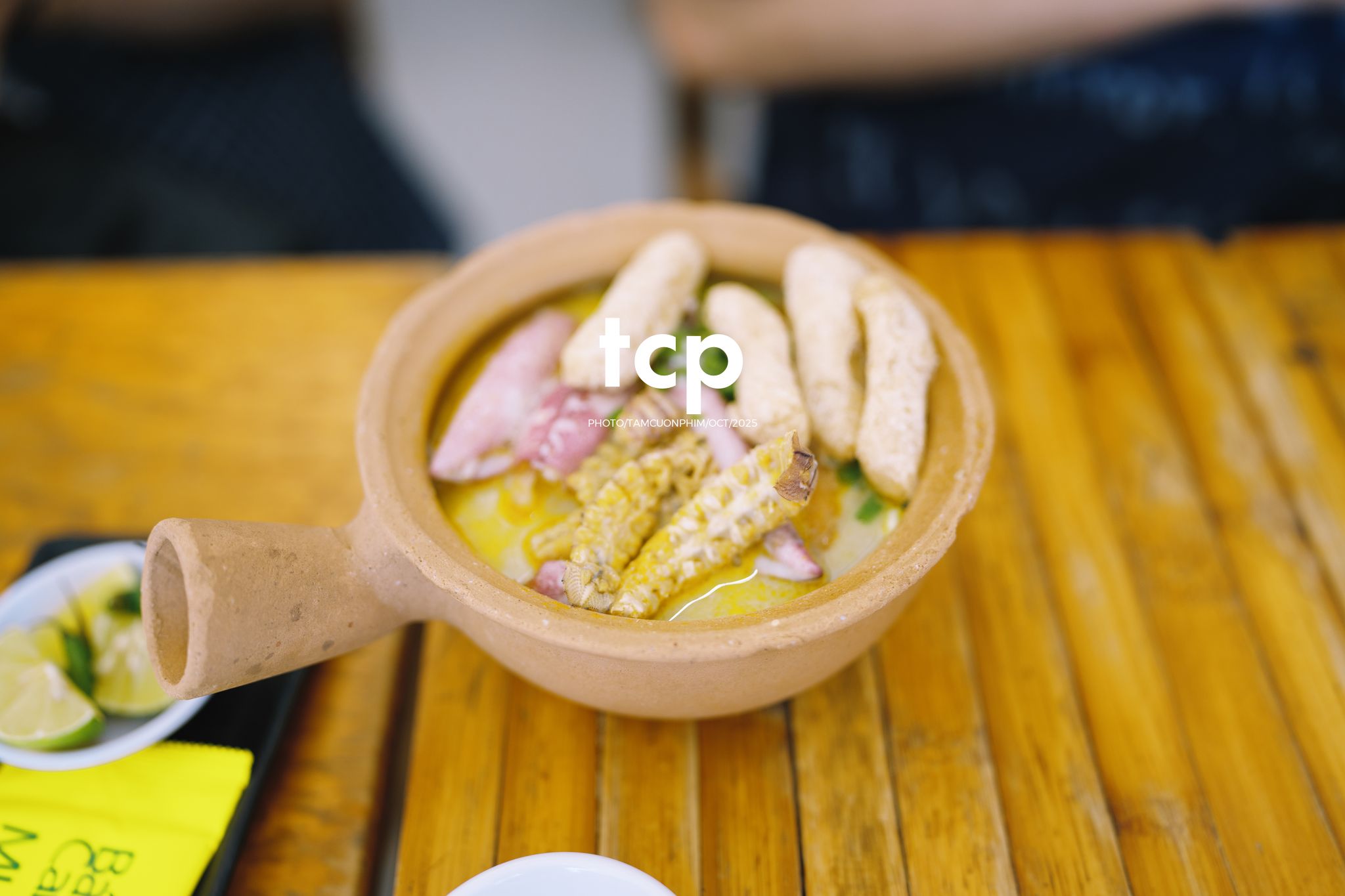 Tám Cuộn Phim - Hành trình kết nối những tâm hồn đồng điệu