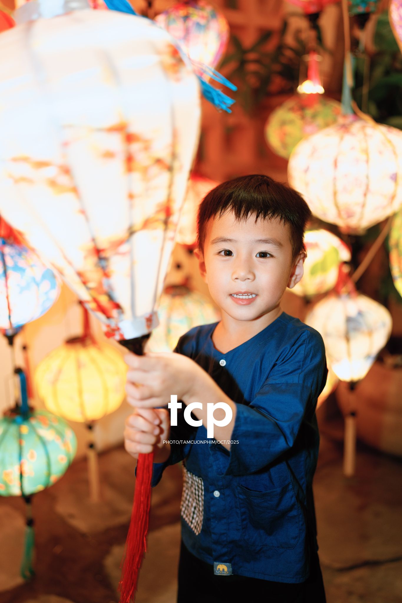 Tám Cuộn Phim - Mùa trăng này mình cùng đi "phá cỗ" nhé!