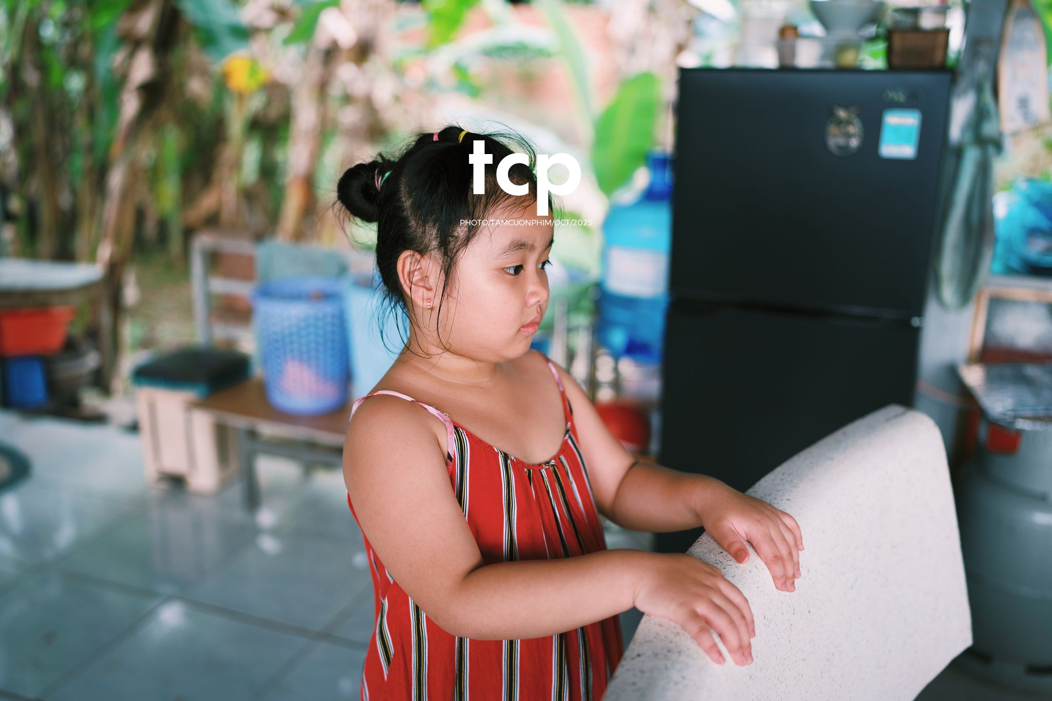 Tám Cuộn Phim - Những mảnh ghép bình yên của hạnh phúc giản đơn