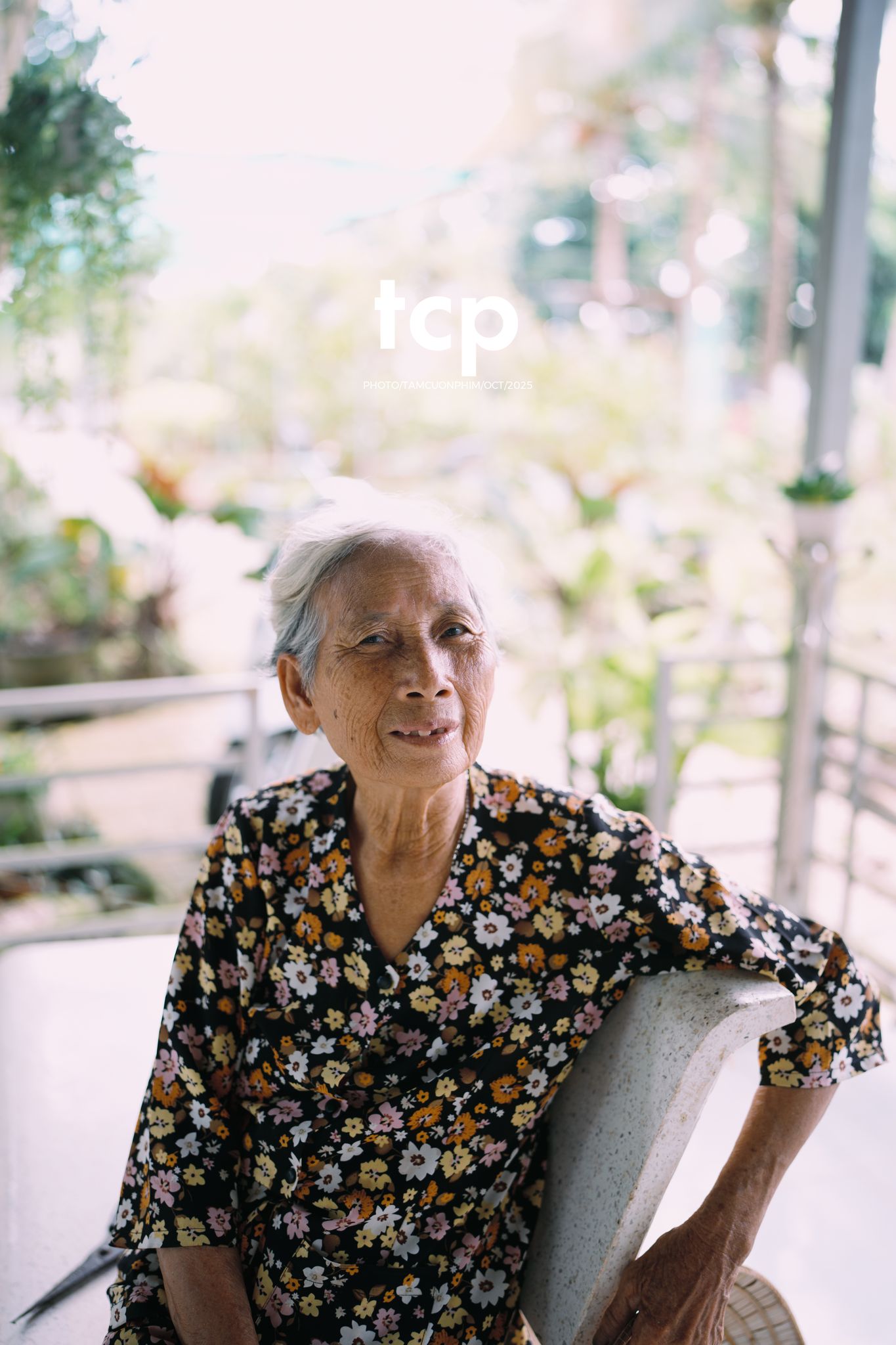 Tám Cuộn Phim - Những mảnh ghép bình yên của hạnh phúc giản đơn