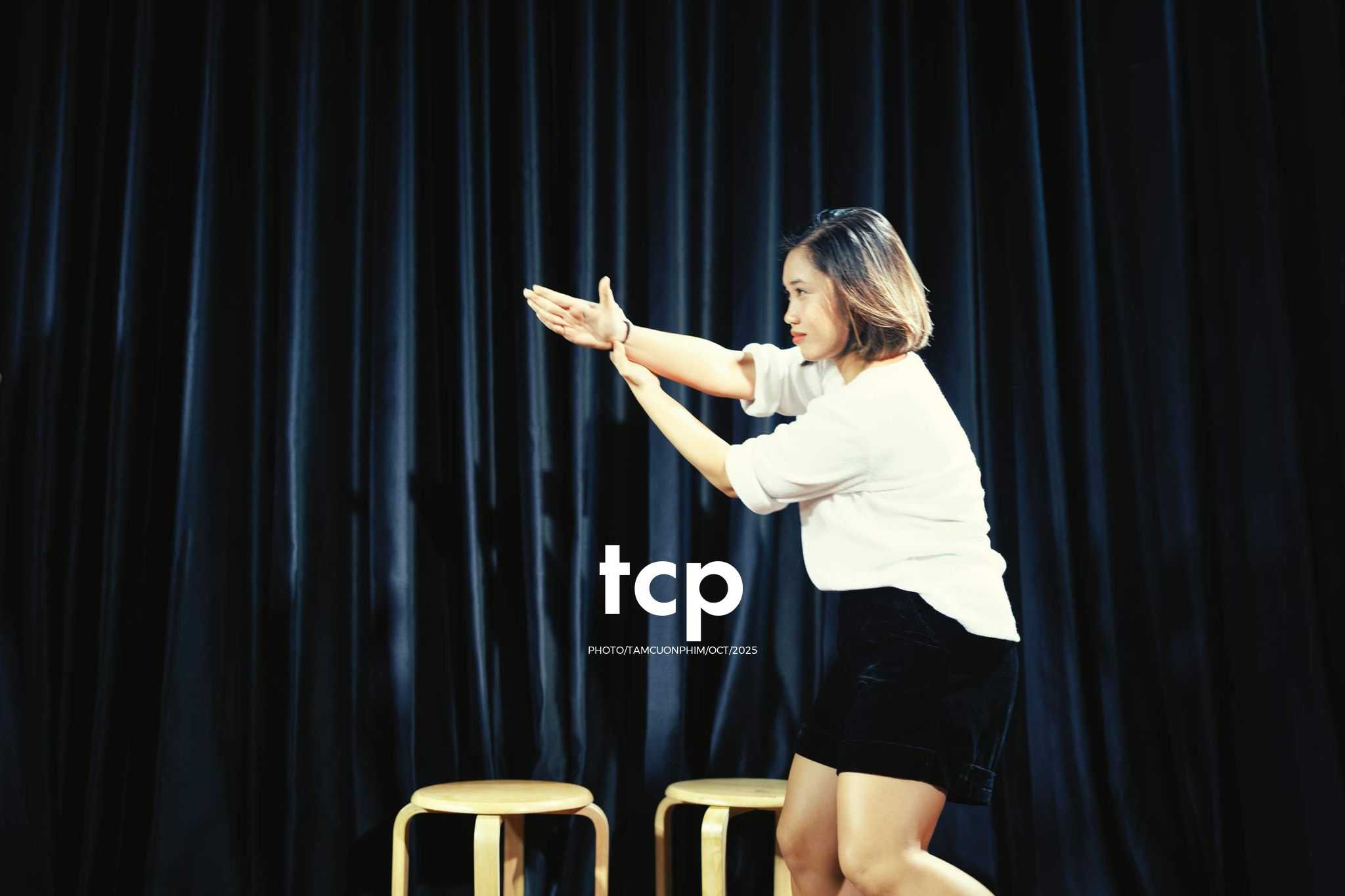 Tám Cuộn Phim - Cấu trúc của những mảnh ghép bất ngờ