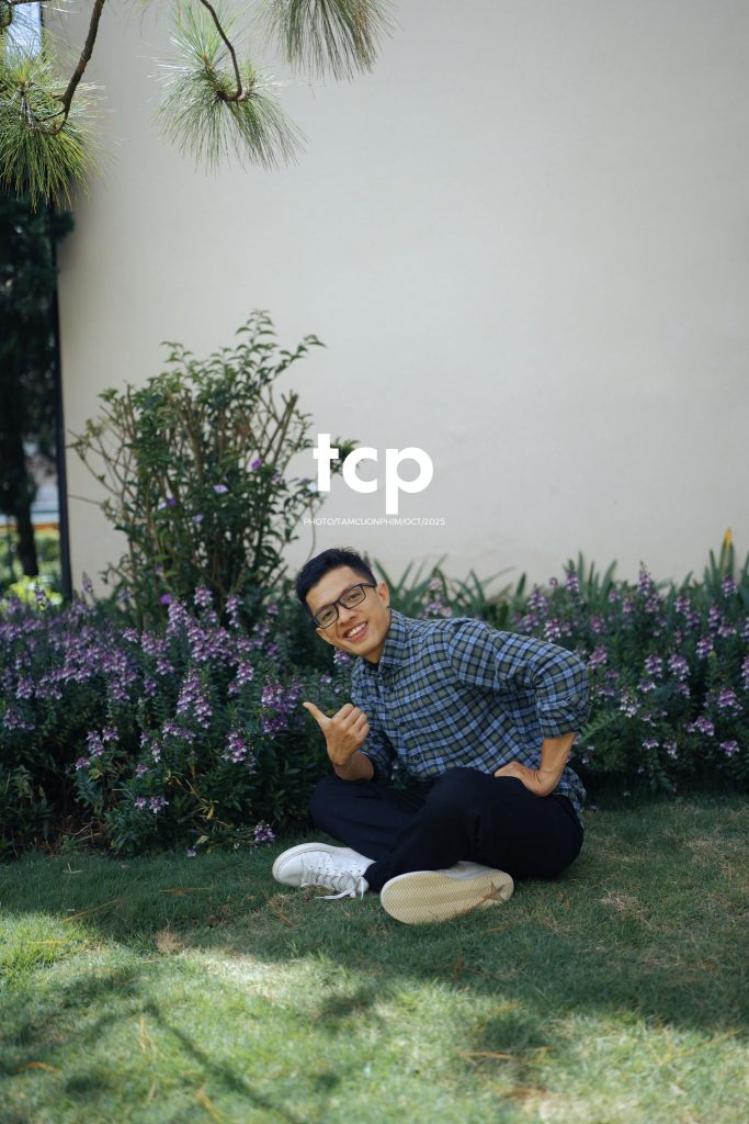 Tám Cuộn Phim - NHỊP ĐIỆU ĐÔ THỊ GIỮA VÙNG CAO