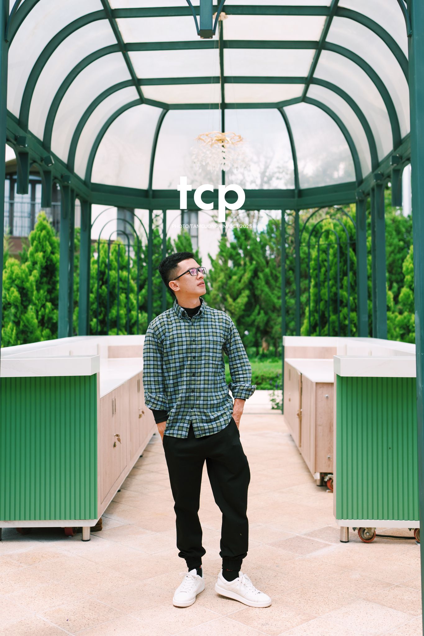 Tám Cuộn Phim - NHỊP ĐIỆU ĐÔ THỊ GIỮA VÙNG CAO