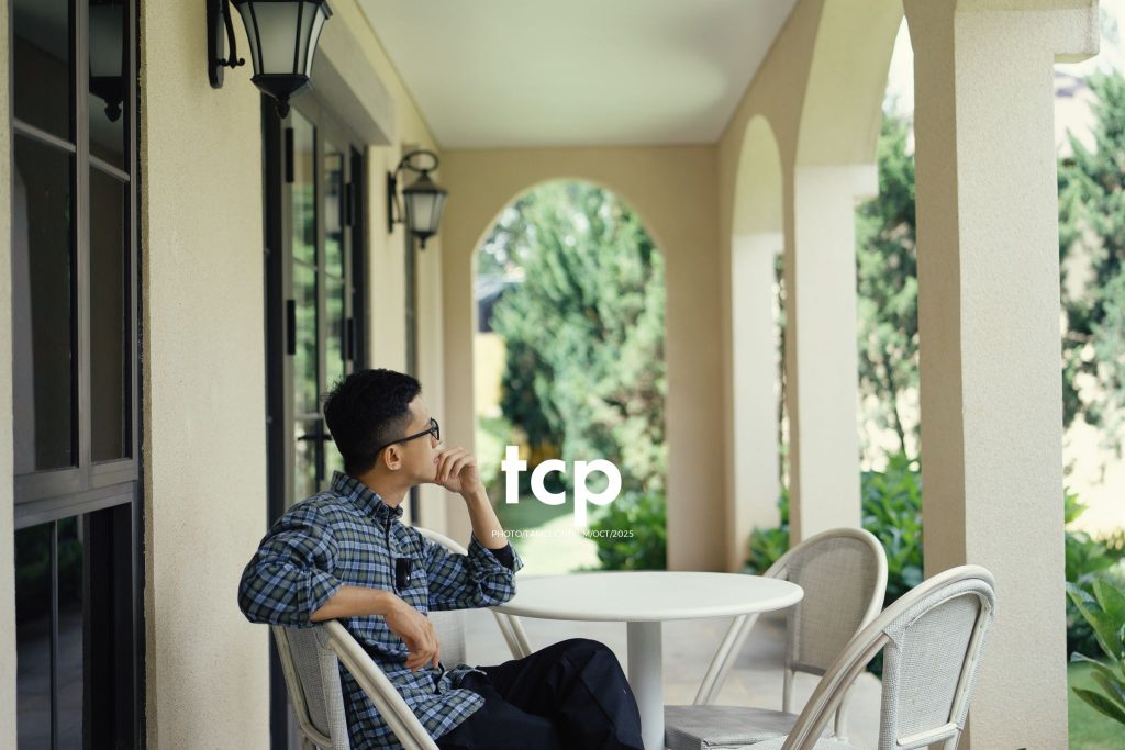 Tám Cuộn Phim - NHỊP ĐIỆU ĐÔ THỊ GIỮA VÙNG CAO
