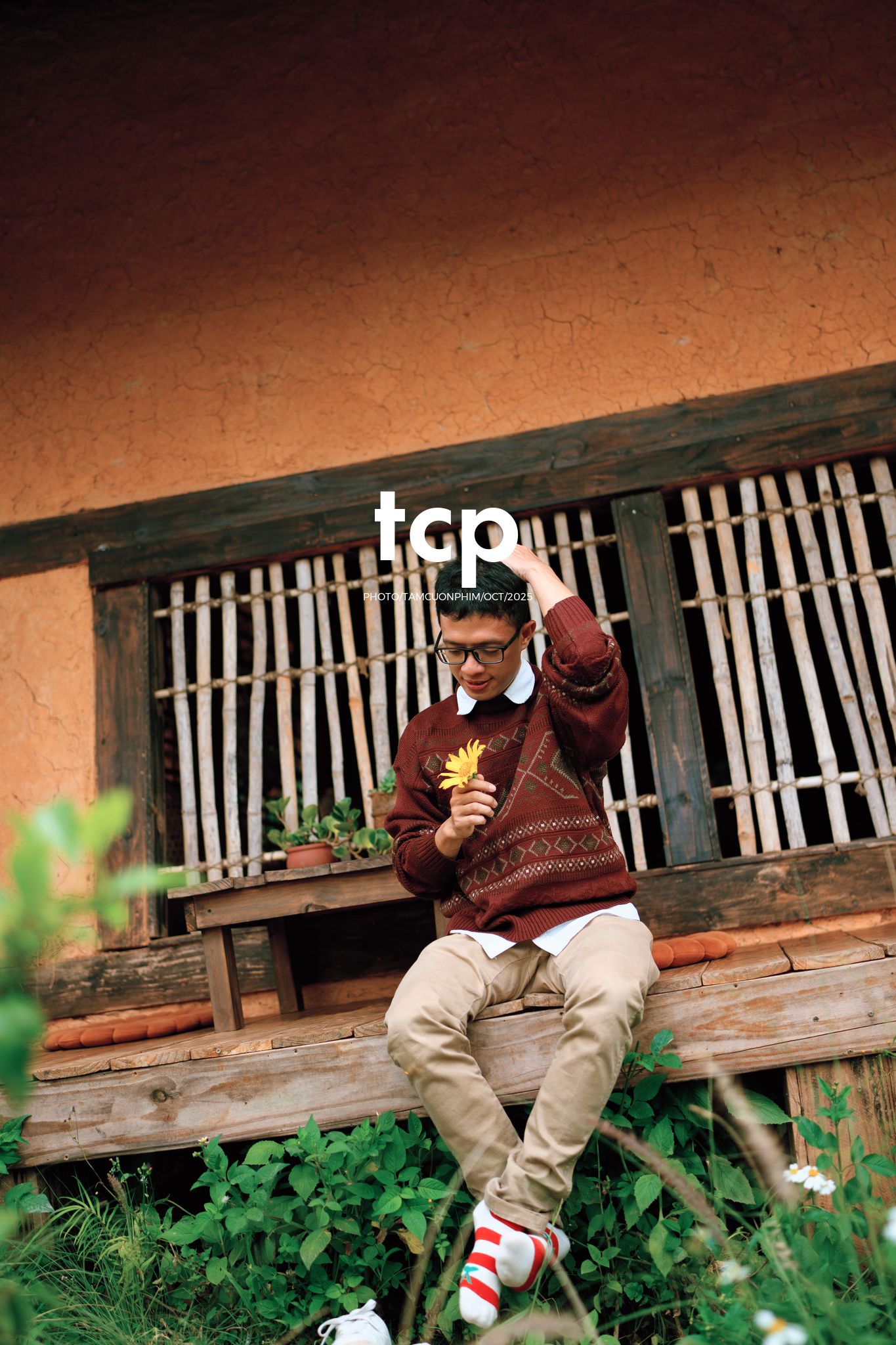 Tám Cuộn Phim - Hơi lạnh cao nguyên và tách cà phê ấm