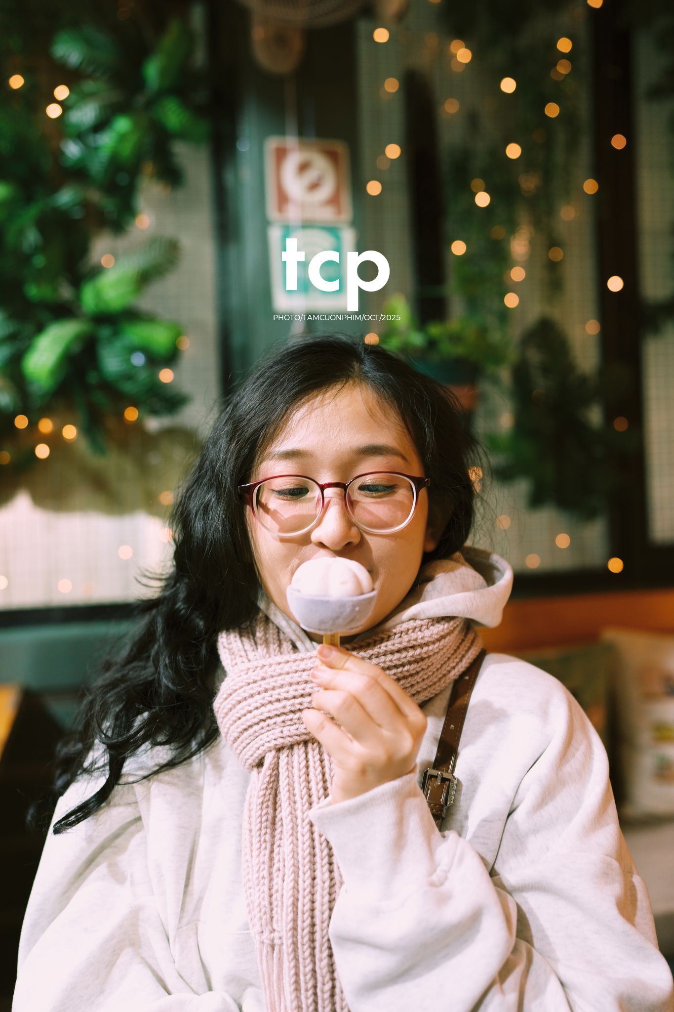 Tám Cuộn Phim - Chẳng phải chuyến đi nào cũng chỉ cần một chút bình yên thôi sao?