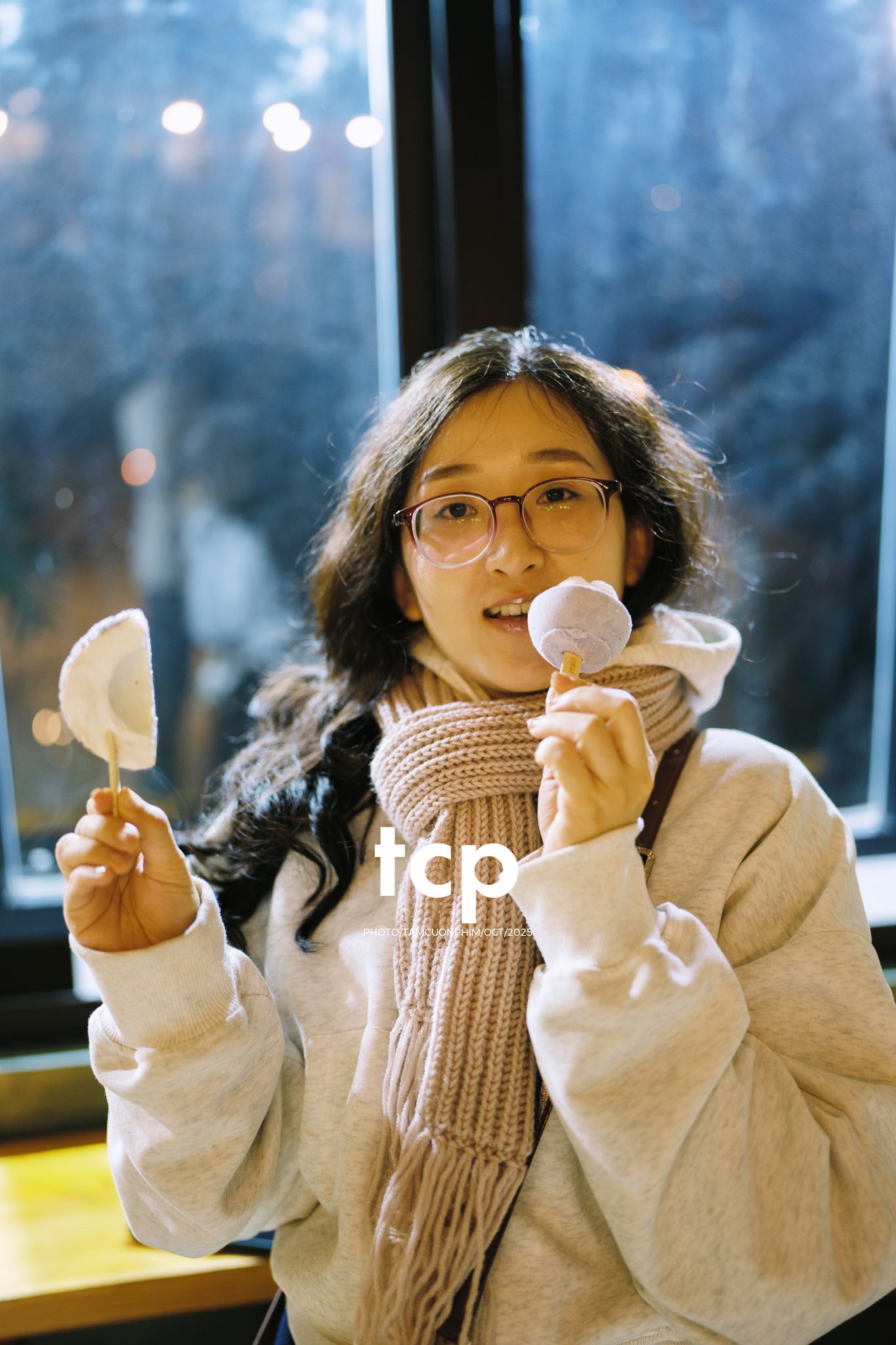 Tám Cuộn Phim - Chẳng phải chuyến đi nào cũng chỉ cần một chút bình yên thôi sao?