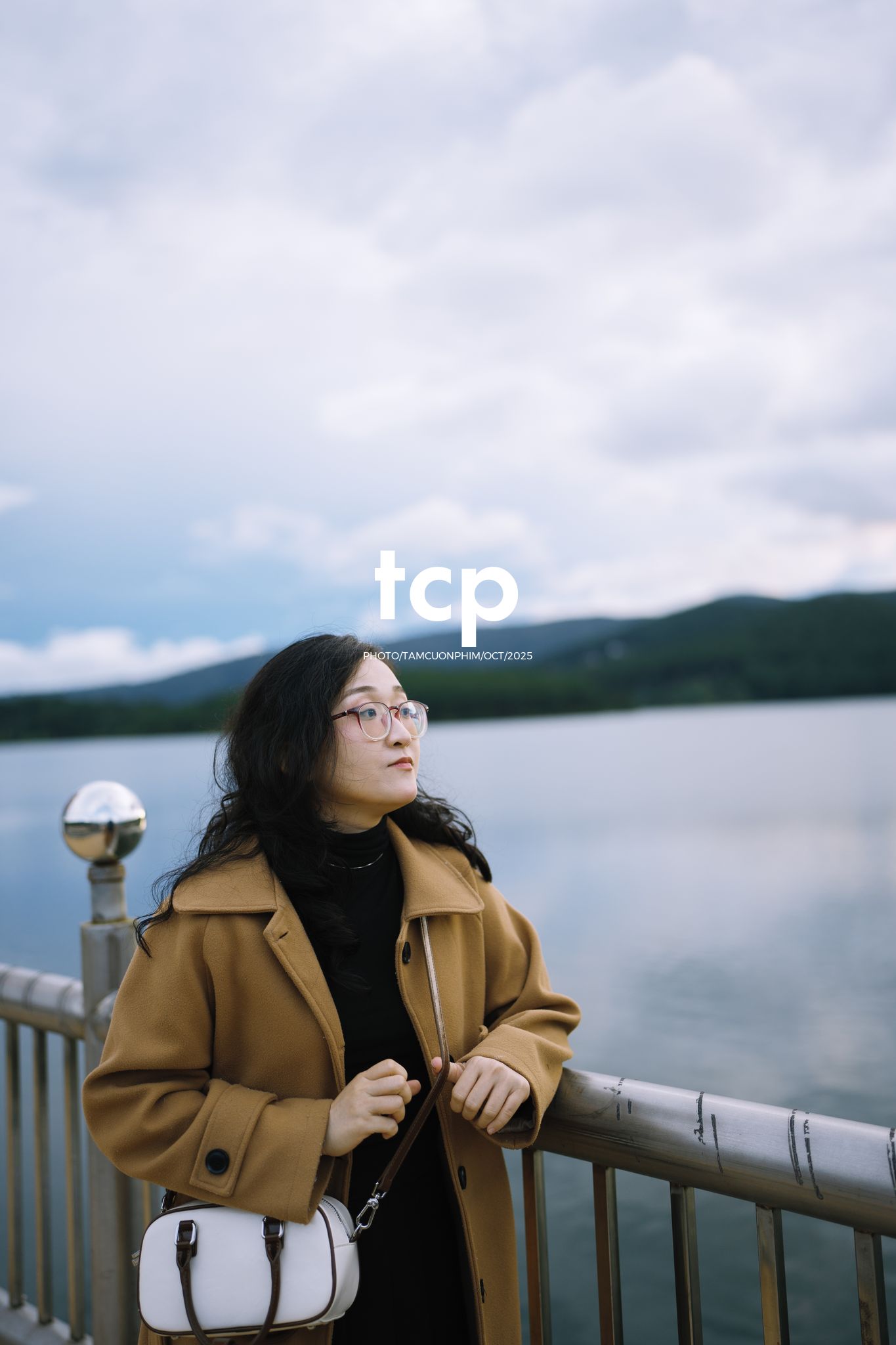 Tám Cuộn Phim - Chẳng phải chuyến đi nào cũng chỉ cần một chút bình yên thôi sao?