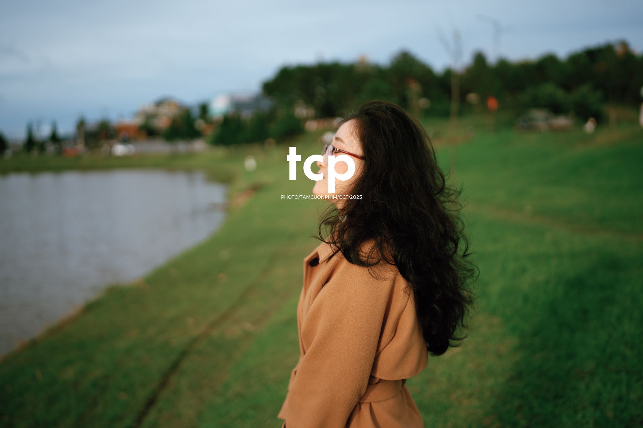 Tám Cuộn Phim - Chẳng phải chuyến đi nào cũng chỉ cần một chút bình yên thôi sao?