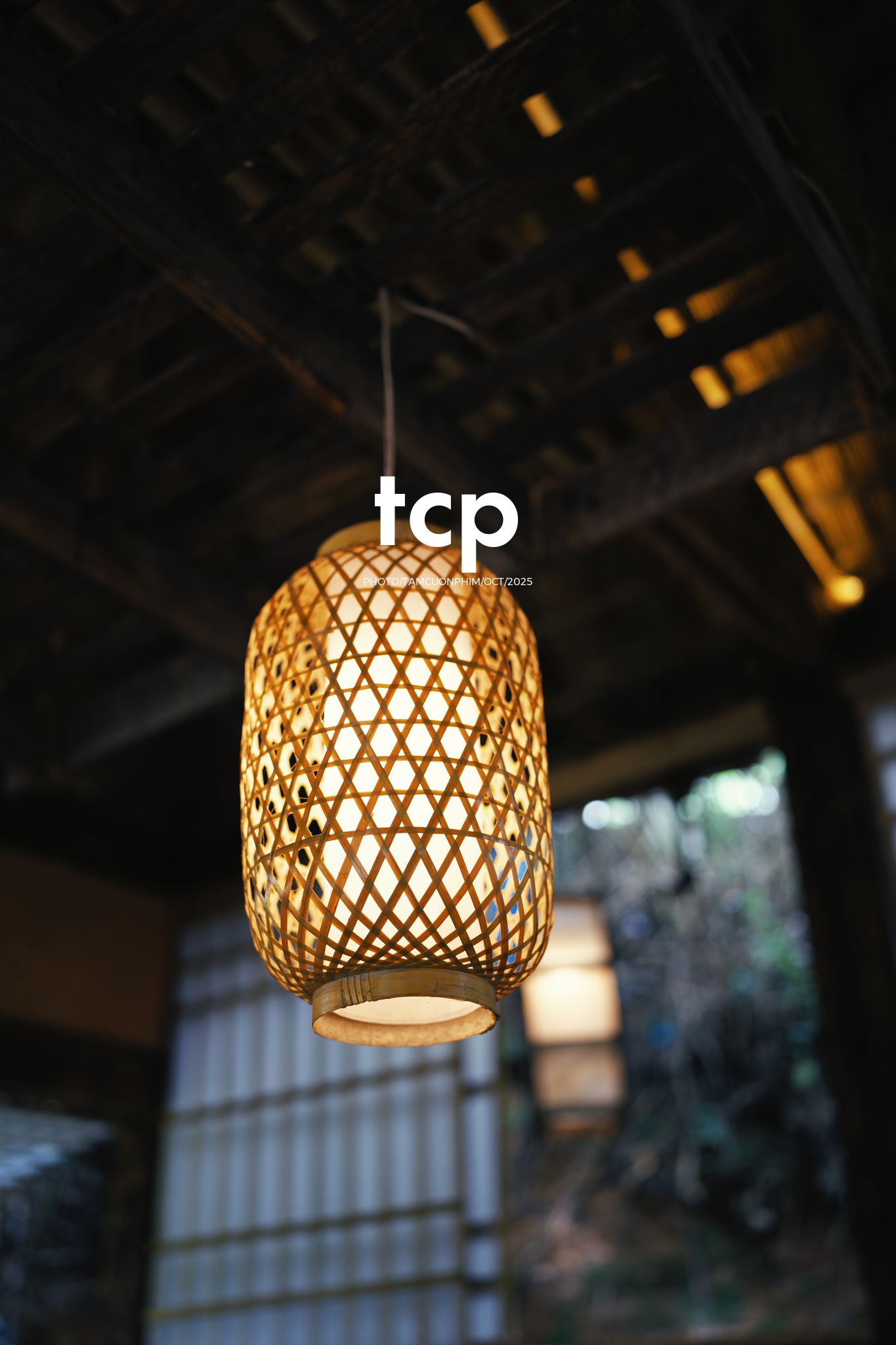 Tám Cuộn Phim - Nắng lạnh và bánh nóng