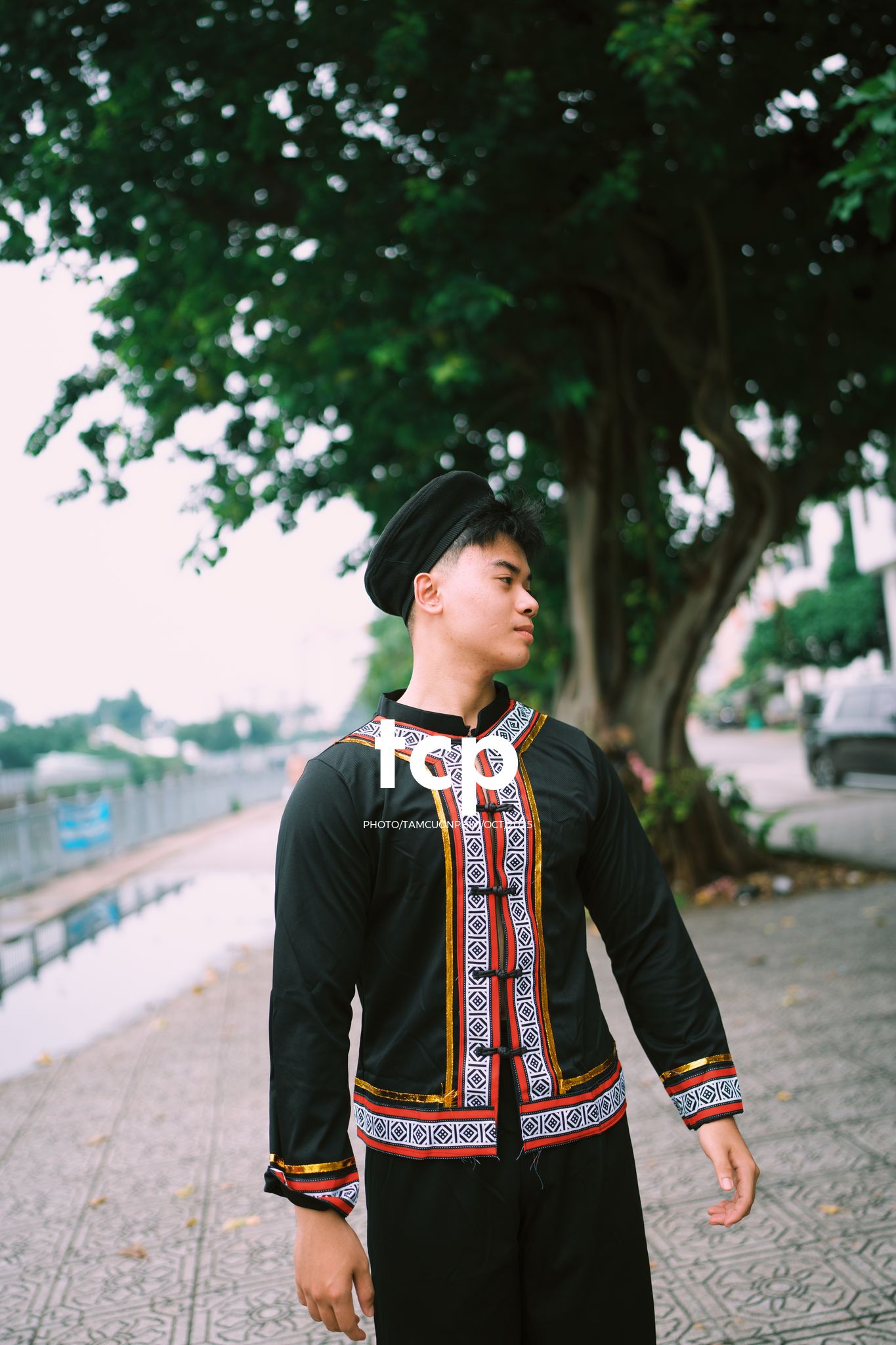 Tám Cuộn Phim - Những khoảnh khắc giao thoa văn hóa đầy gắn kết