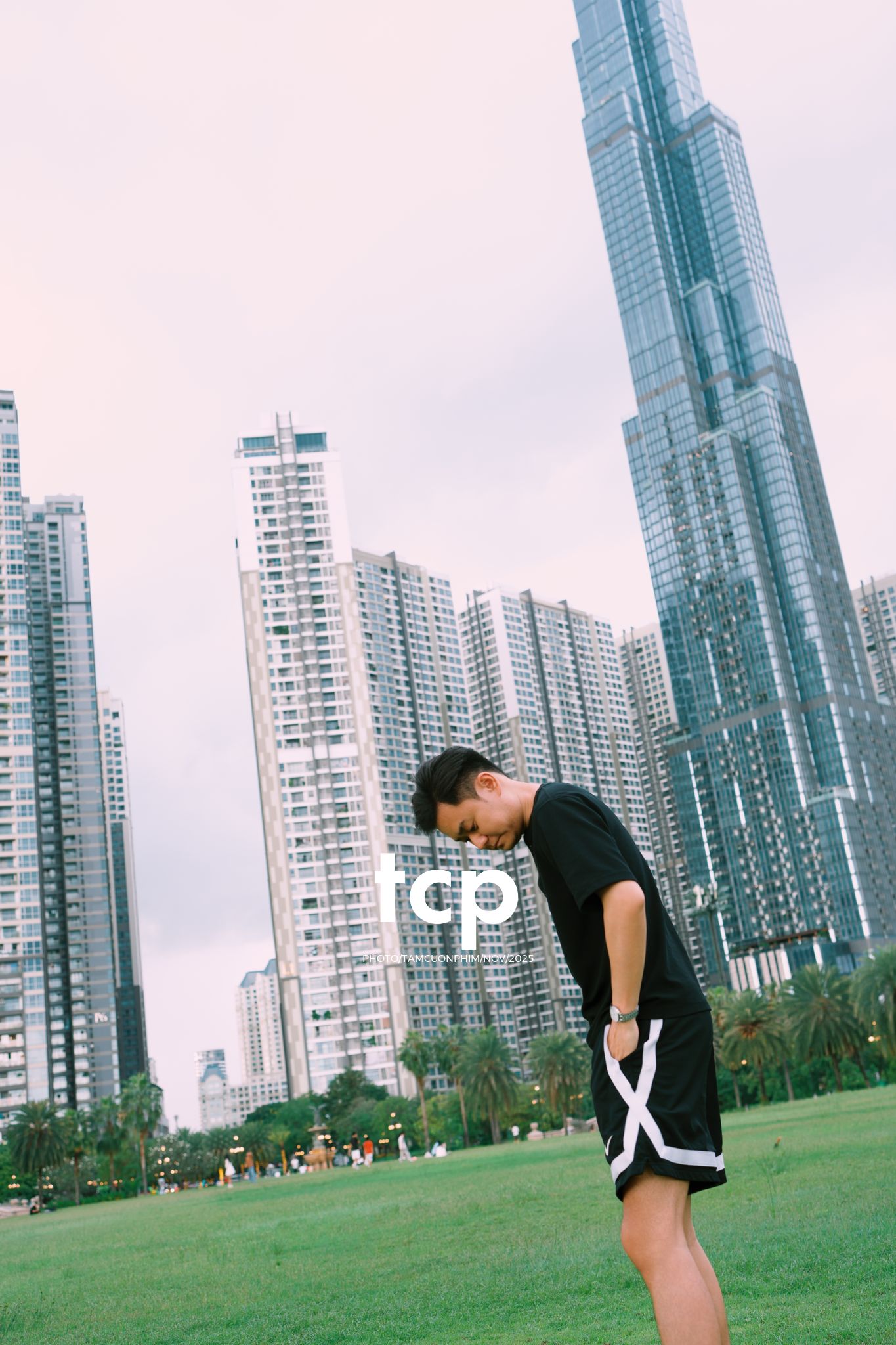 Tám Cuộn Phim - Hành trình khám phá đầy cảm hứng