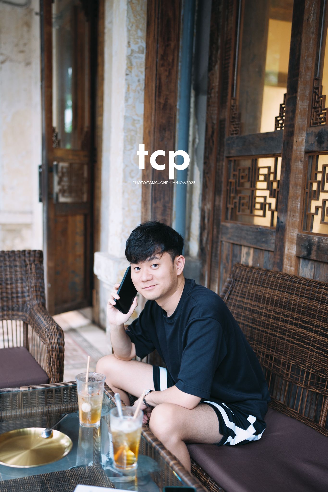 Tám Cuộn Phim - Hành trình khám phá đầy cảm hứng