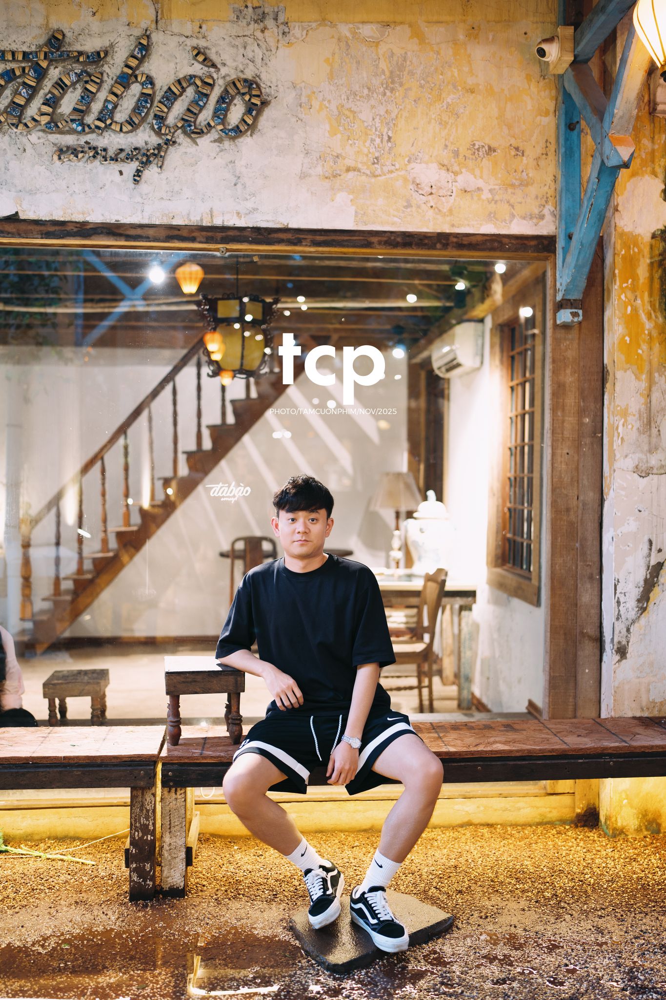 Tám Cuộn Phim - Hành trình khám phá đầy cảm hứng