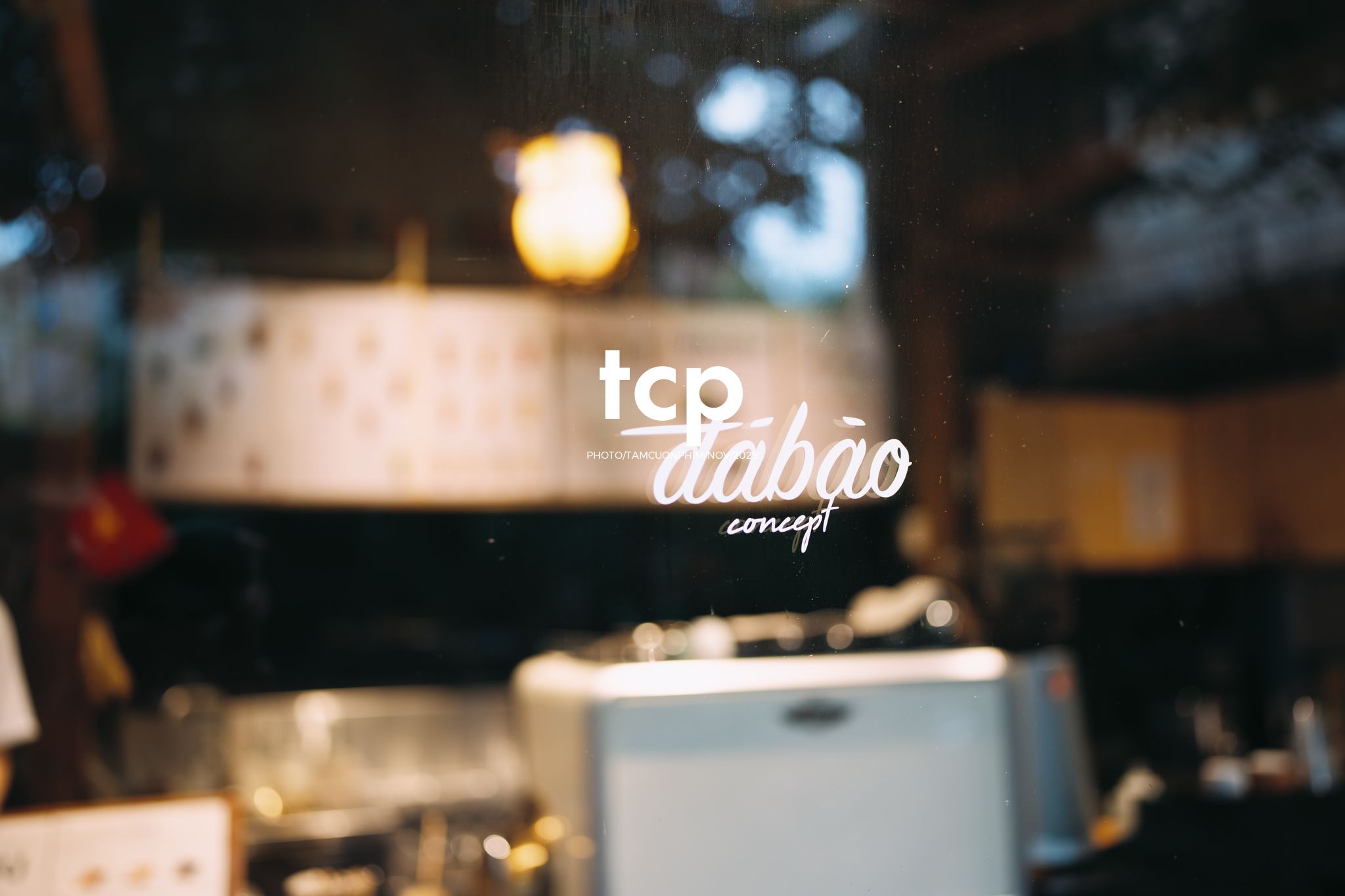 Tám Cuộn Phim - Hành trình khám phá đầy cảm hứng