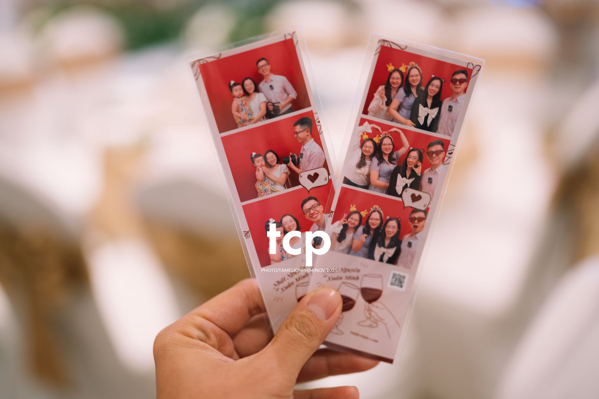 Tám Cuộn Phim - Hơi ấm ngày chung đôi