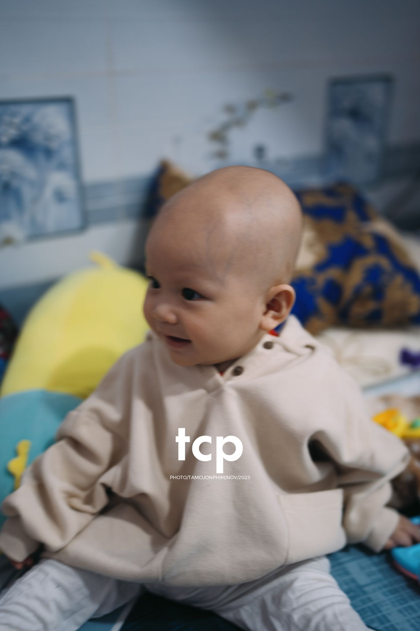 Tám Cuộn Phim - Những thước phim đời thường chân thực