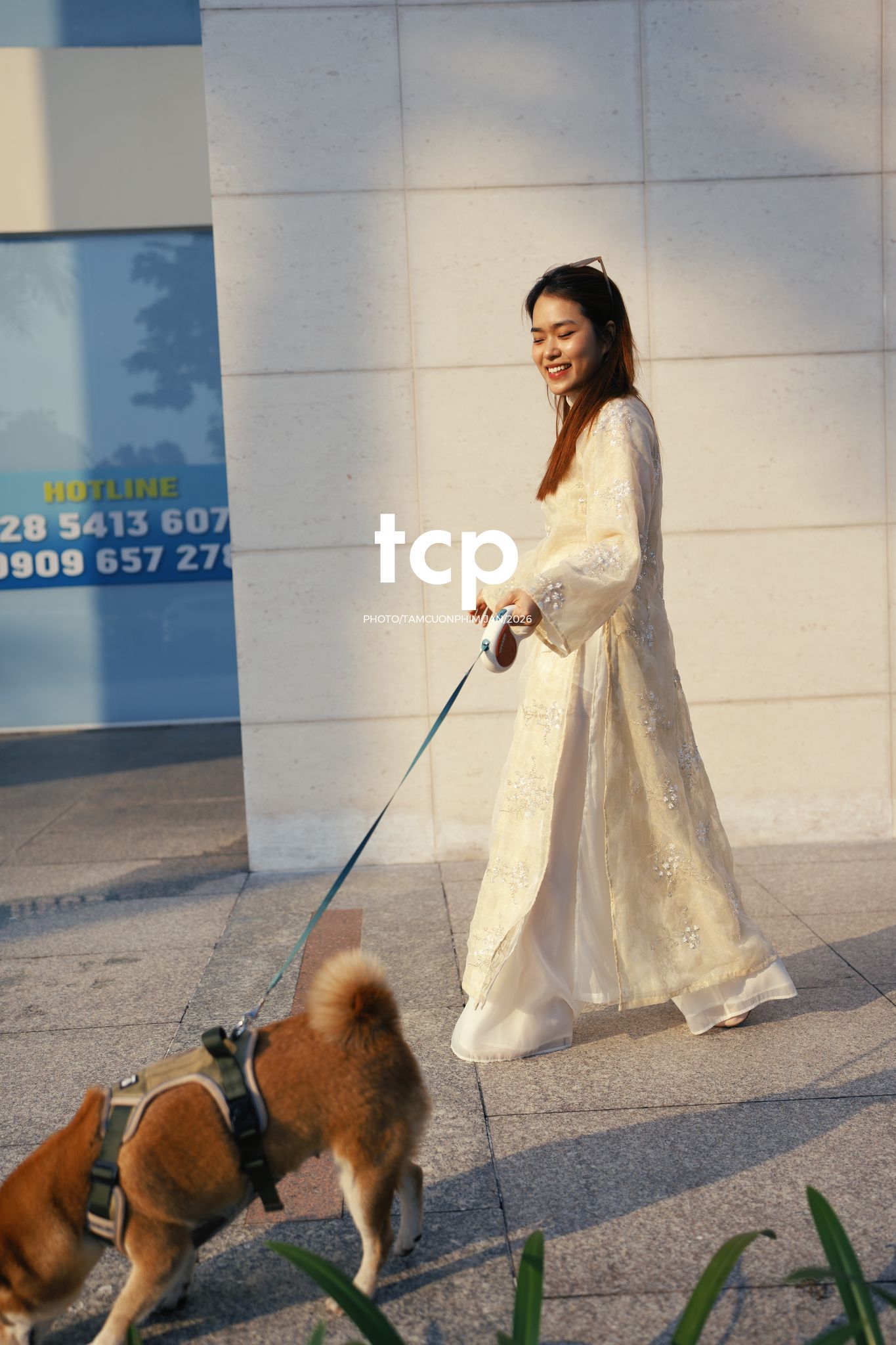 Tám Cuộn Phim - Nét duyên dáng trong buổi chiều dạo phố cùng người bạn nhỏ