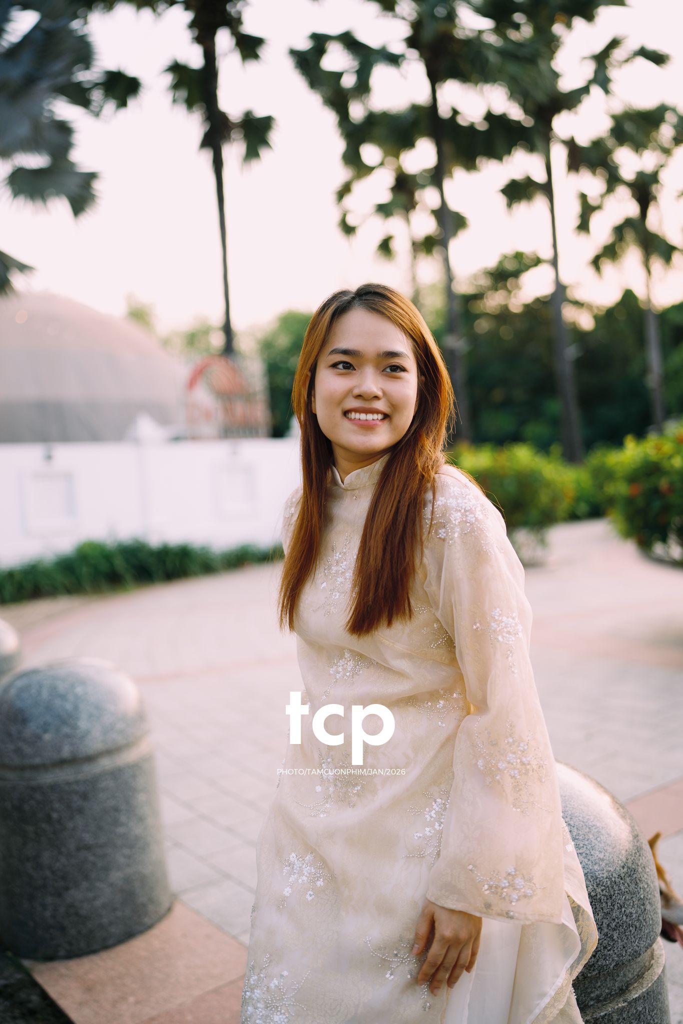 Tám Cuộn Phim - Nét duyên dáng trong buổi chiều dạo phố cùng người bạn nhỏ