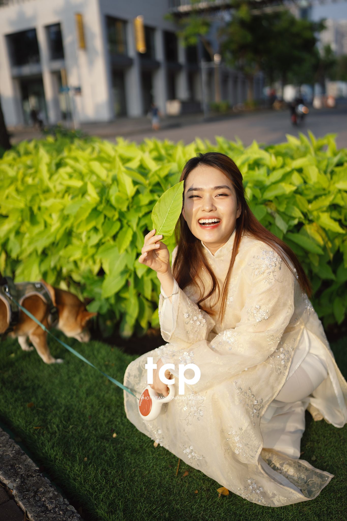 Tám Cuộn Phim - Nét duyên dáng trong buổi chiều dạo phố cùng người bạn nhỏ