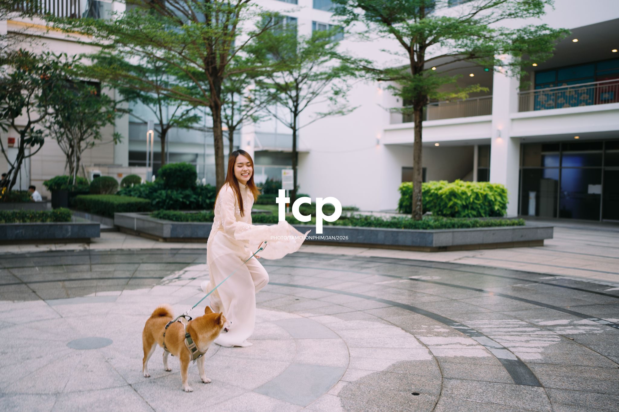 Tám Cuộn Phim - Nét duyên dáng trong buổi chiều dạo phố cùng người bạn nhỏ