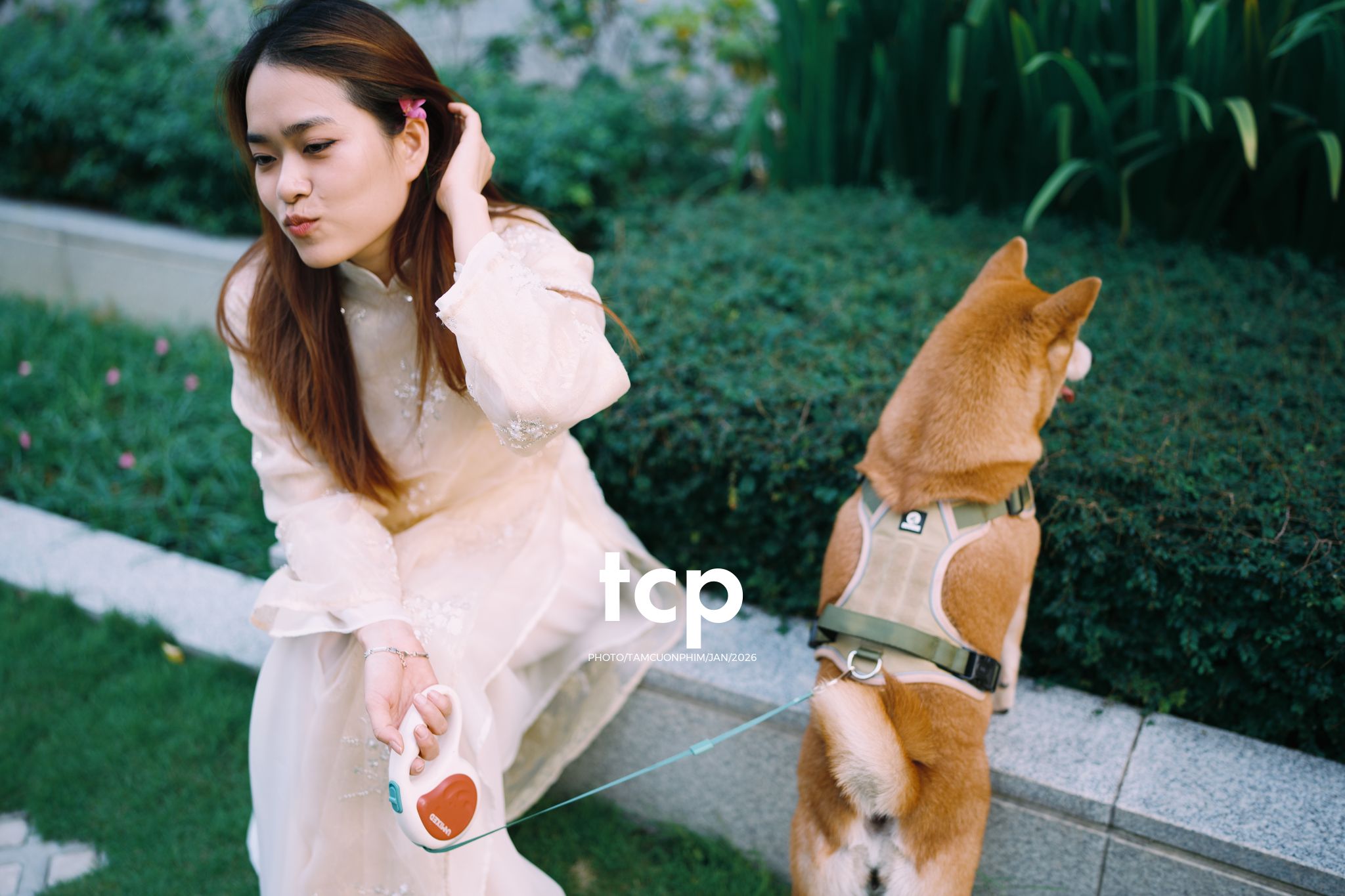 Tám Cuộn Phim - Nét duyên dáng trong buổi chiều dạo phố cùng người bạn nhỏ